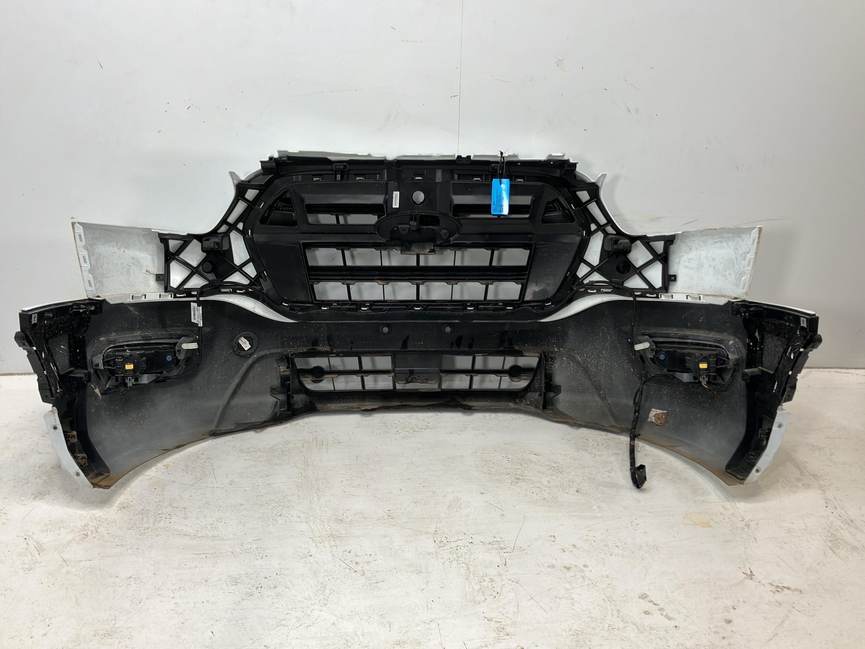 Bumper front FORD Transit V363 Pritsche/Fahrgestell (FED, FFD) 2.0 EcoBlue  121 kW  165 PS (07.2023-> )