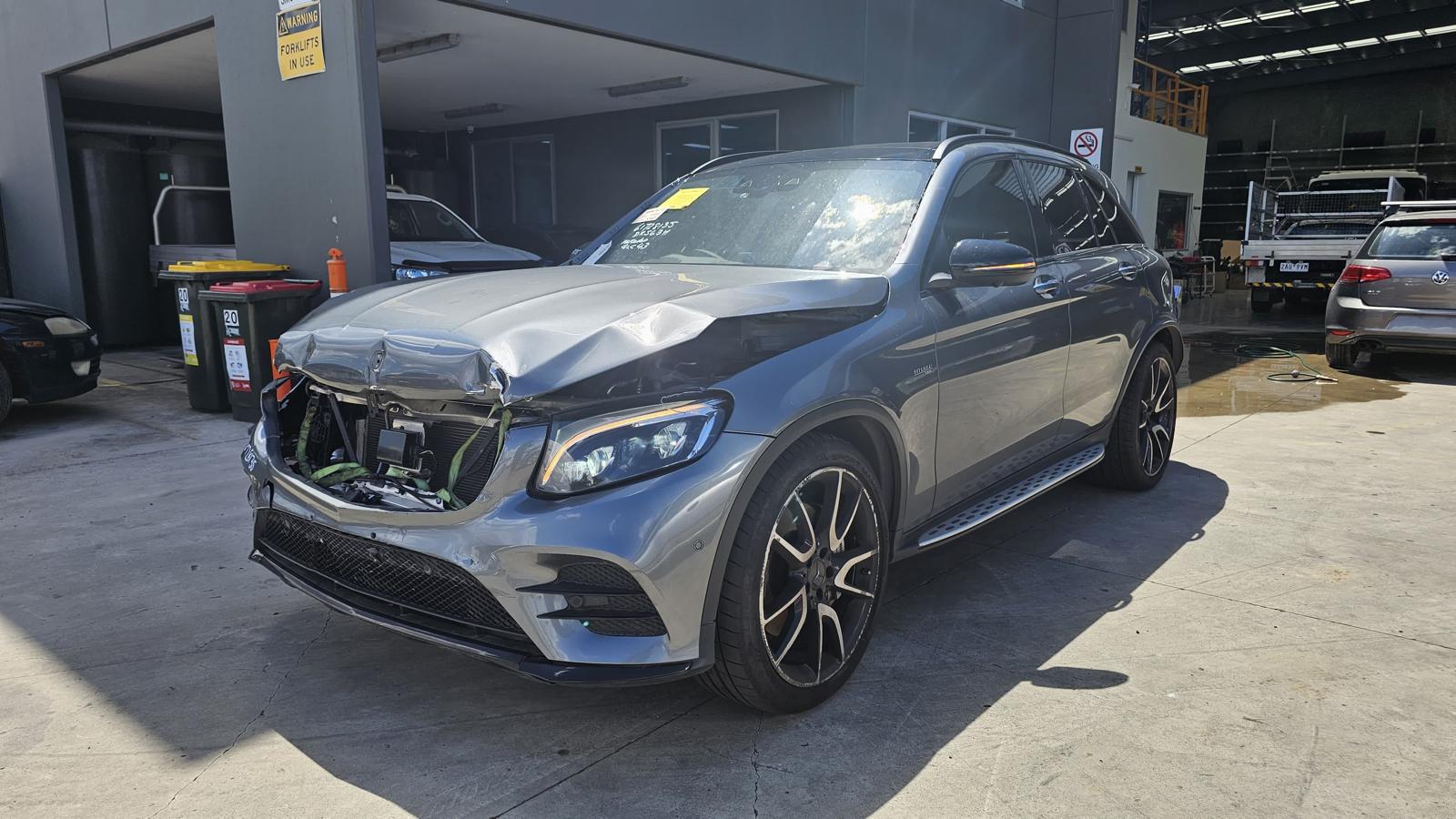 MERCEDES-BENZ