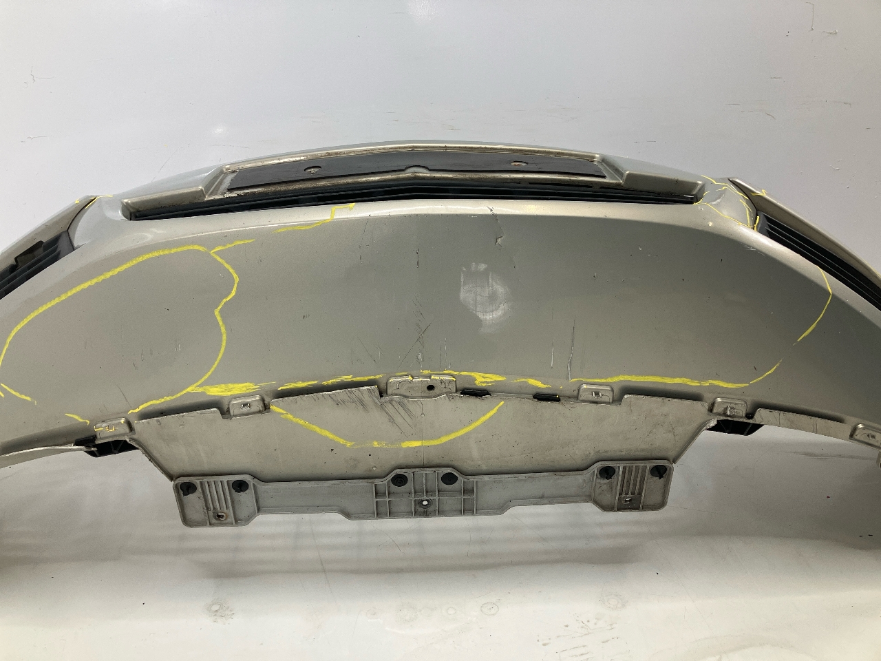 Stoßstange vorne OPEL Zafira B (A05) 2.0  177 kW  241 PS (01.2006-12.2010)