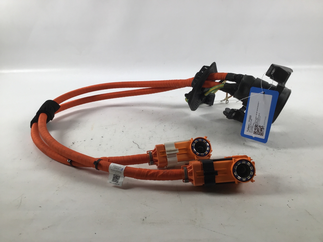 HV Charging cable AUDI e-tron (GEN) Electric quattro  300 kW  408 PS (09.2018-> ) HV Charging cable AUDI e-tron (GEN) Electric quattro  300 kW  408 PS (09.2018-> )