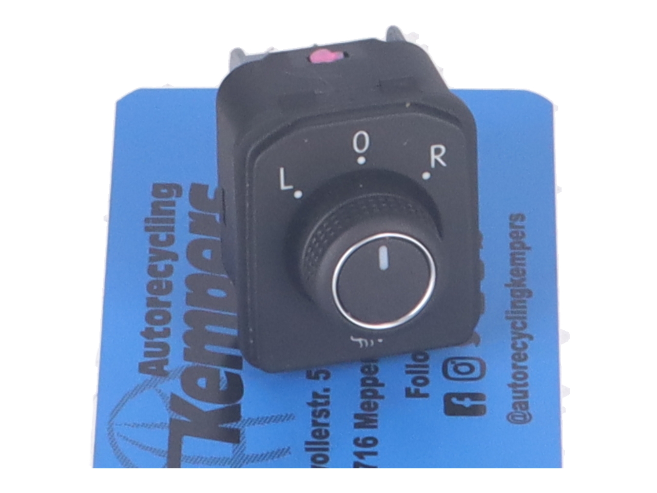 Interrupteur pour rétroviseur extérieur VW Golf VIII (CD) 2.0 TDI  110 kW  150 PS (08.2019-> ) Interrupteur pour rétroviseur extérieur VW Golf VIII (CD) 2.0 TDI  110 kW  150 PS (08.2019-> )