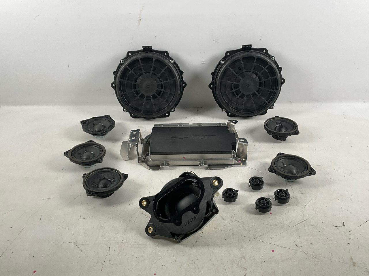 Loudspeaker system PORSCHE 911 (992) 3.0 Carrera 4 S  331 kW  450 PS (01.2019-> )