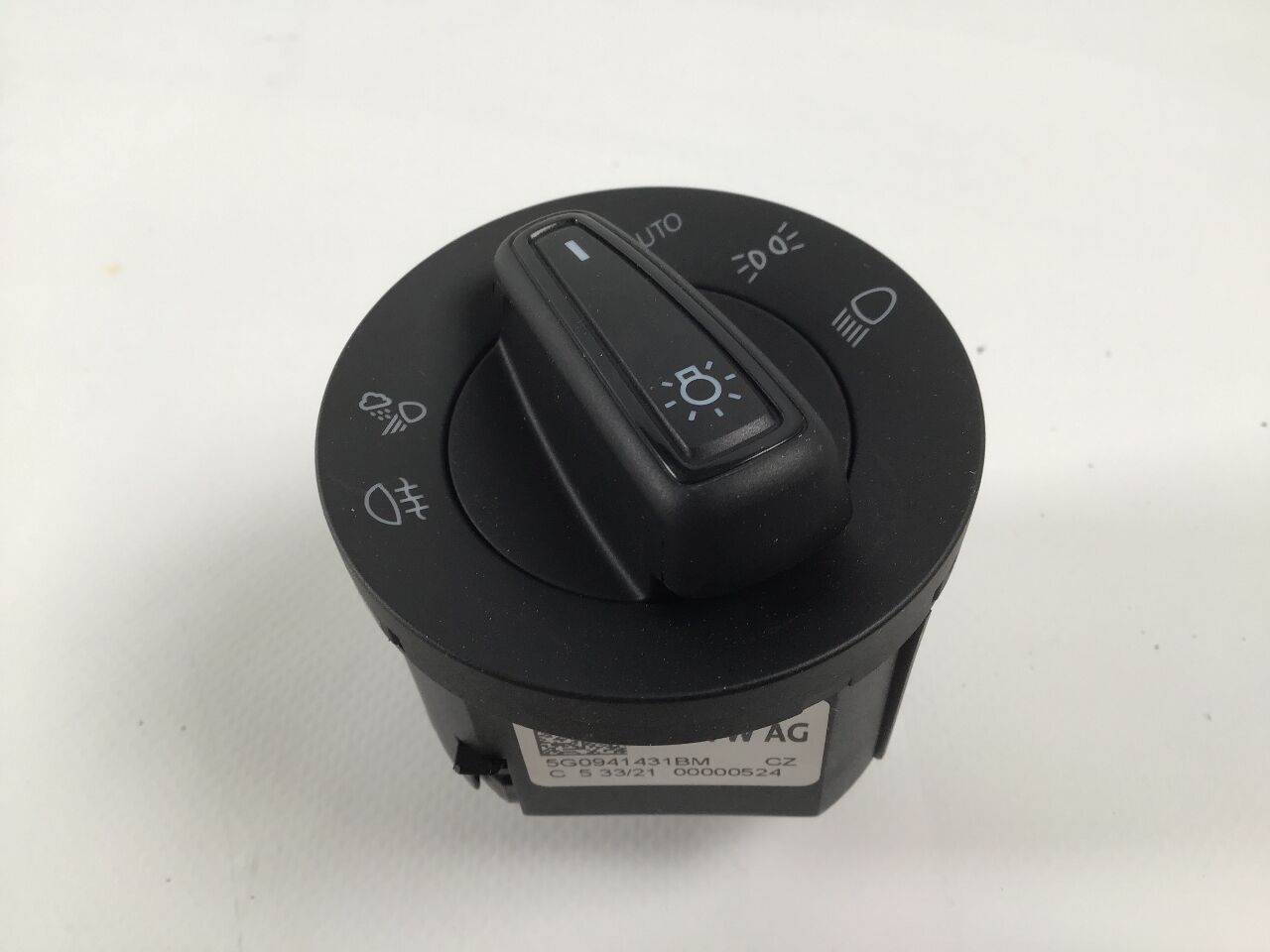 Switch for headlight VW Tiguan II (AD) 2.0 TSI 4motion  180 kW  245 PS (01.2021-> )
