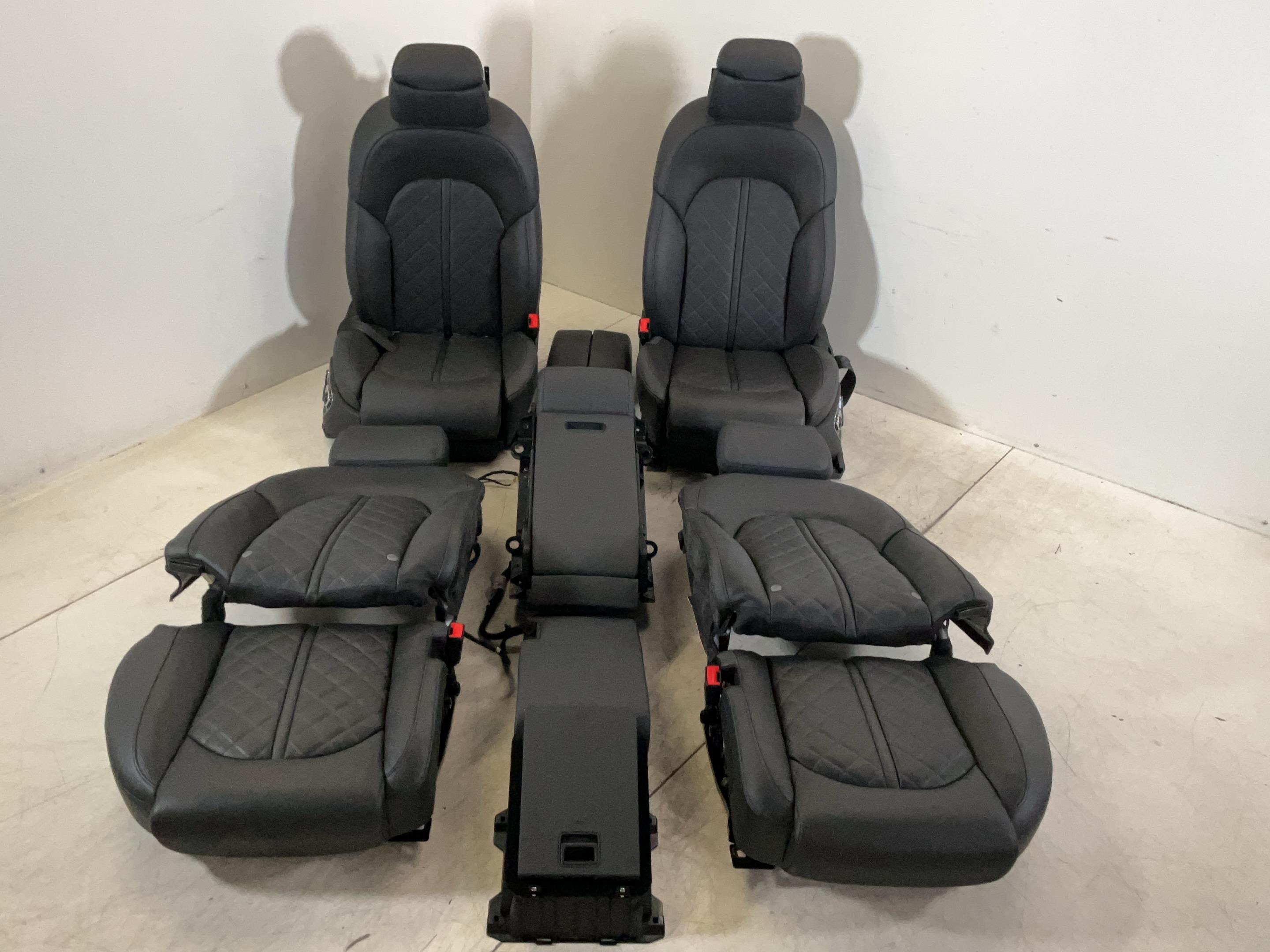 Innenausstattung AUDI A8 (4H) 3.0 TDI quattro  190 kW  258 PS (10.2013-01.2018)
