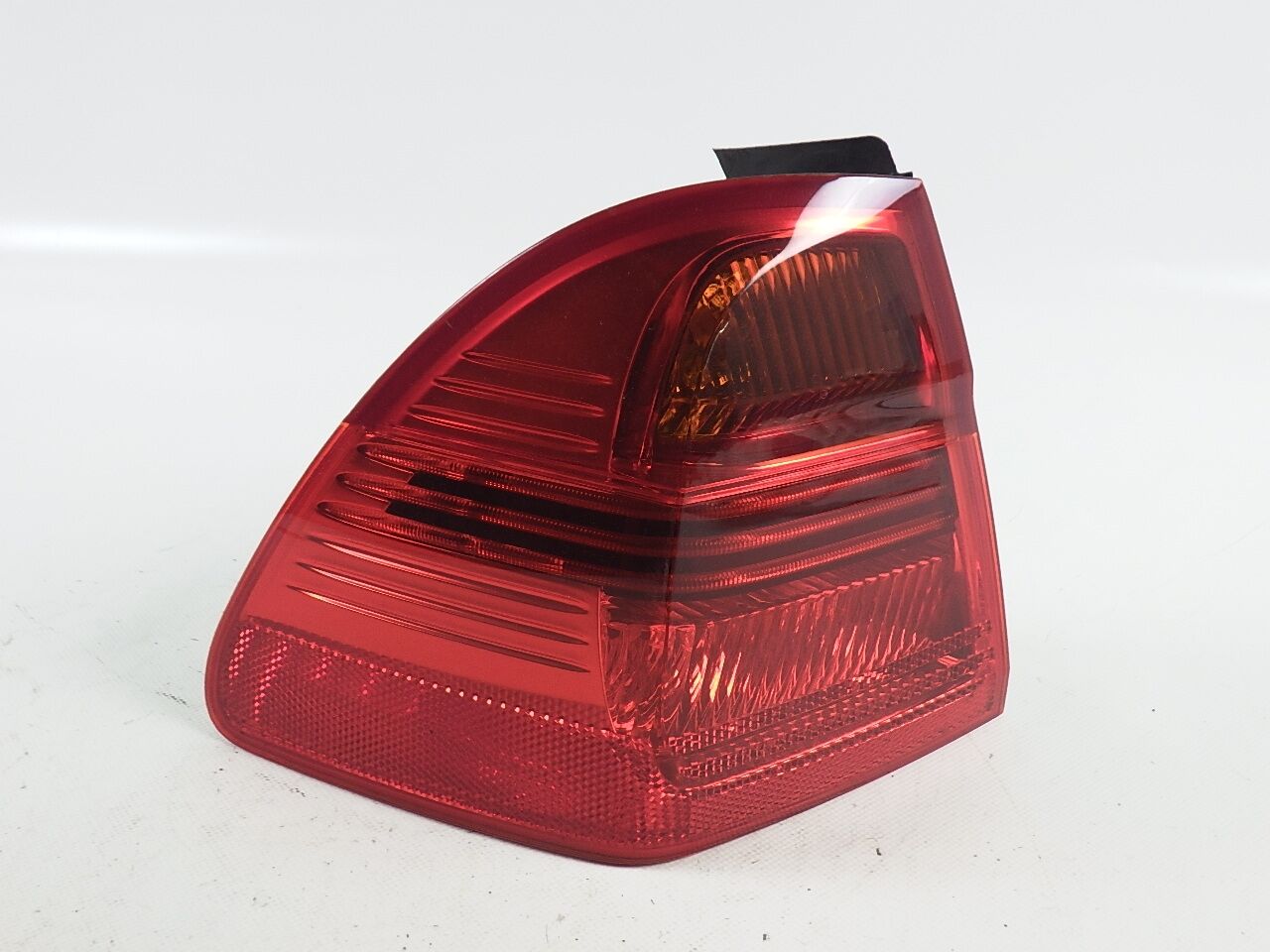 Tail-lamp left BMW 3er Touring (E91) 318d  90 kW  122 PS (09.2005-08.2007)