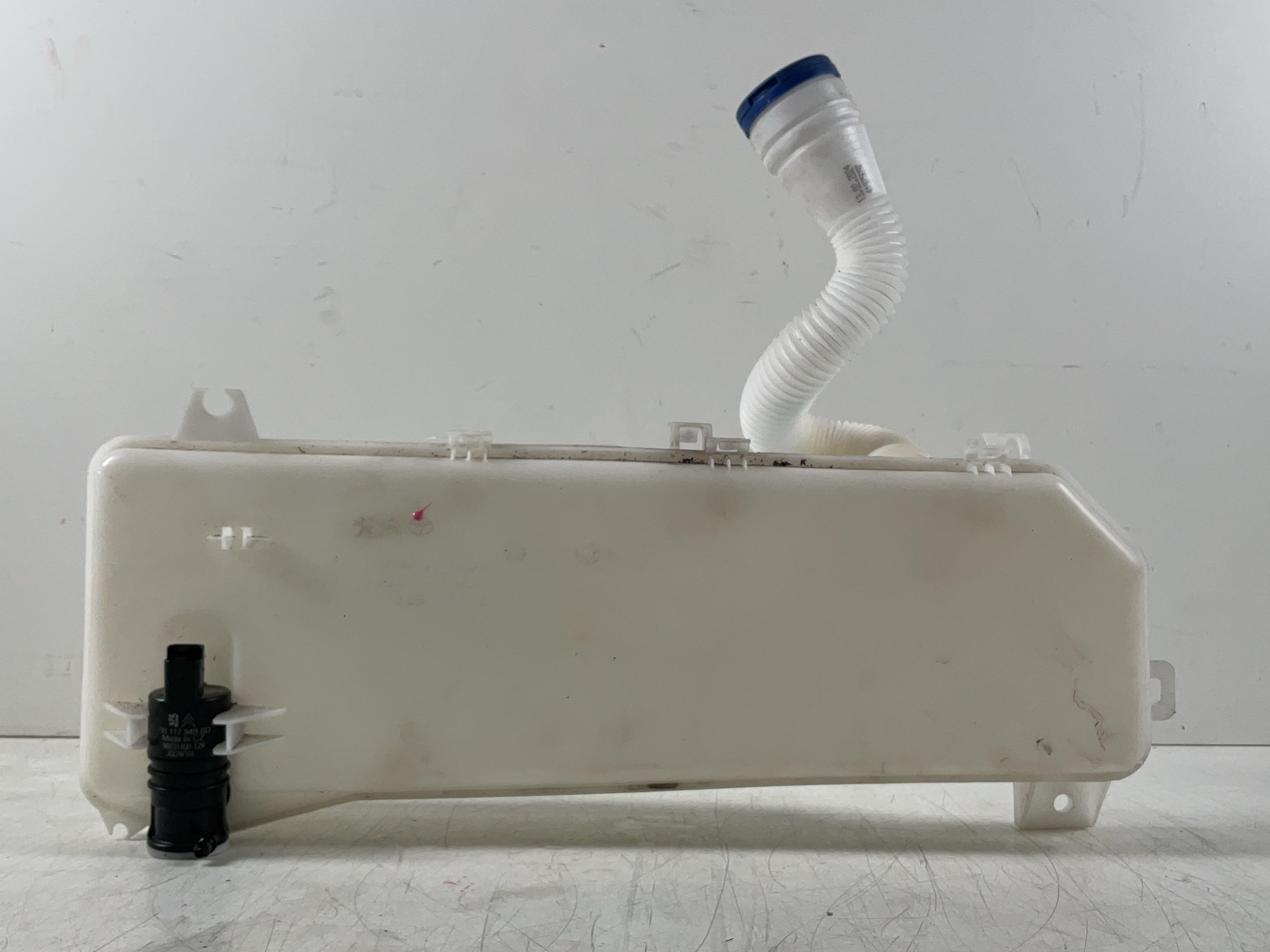 Réservoir lave-glace OPEL Vivaro C Kasten (K0) Vivaro-e HYDROGEN  100 kW  136 PS (10.2024-> )