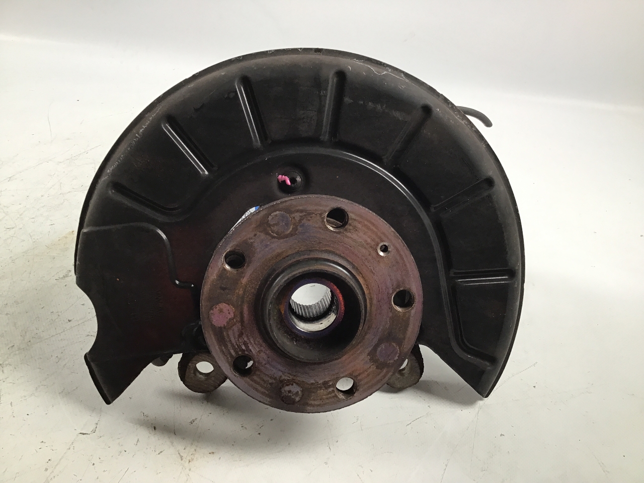 Fusee rechtsvoor VW Touran (1T3) 1.6 TDI  66 kW  90 PS (05.2010-05.2015)
