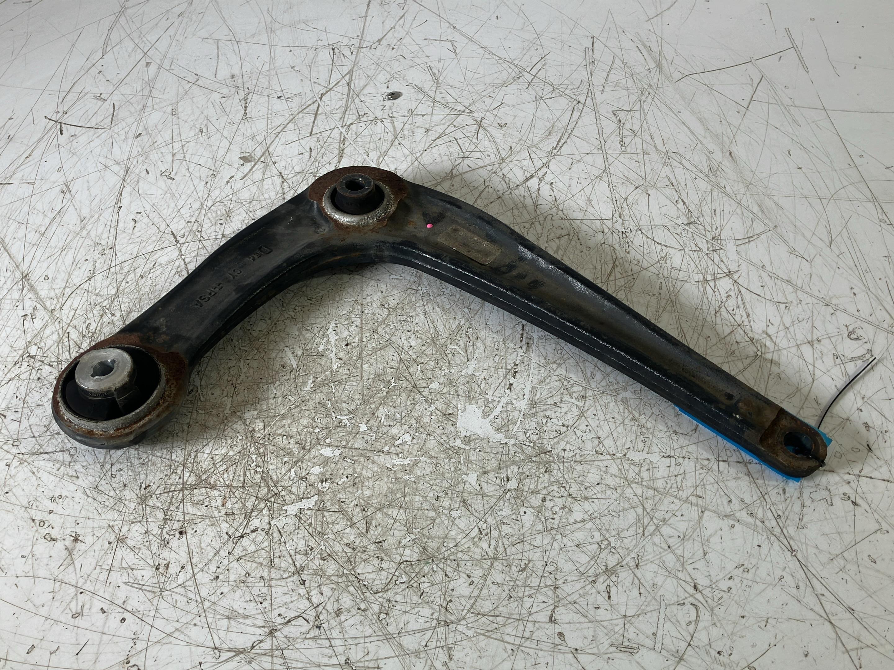 Wishbone right front OPEL Vivaro C Kasten (K0) VIVARO-E HYDROGEN  100 kW  136 PS (08.2022-> )