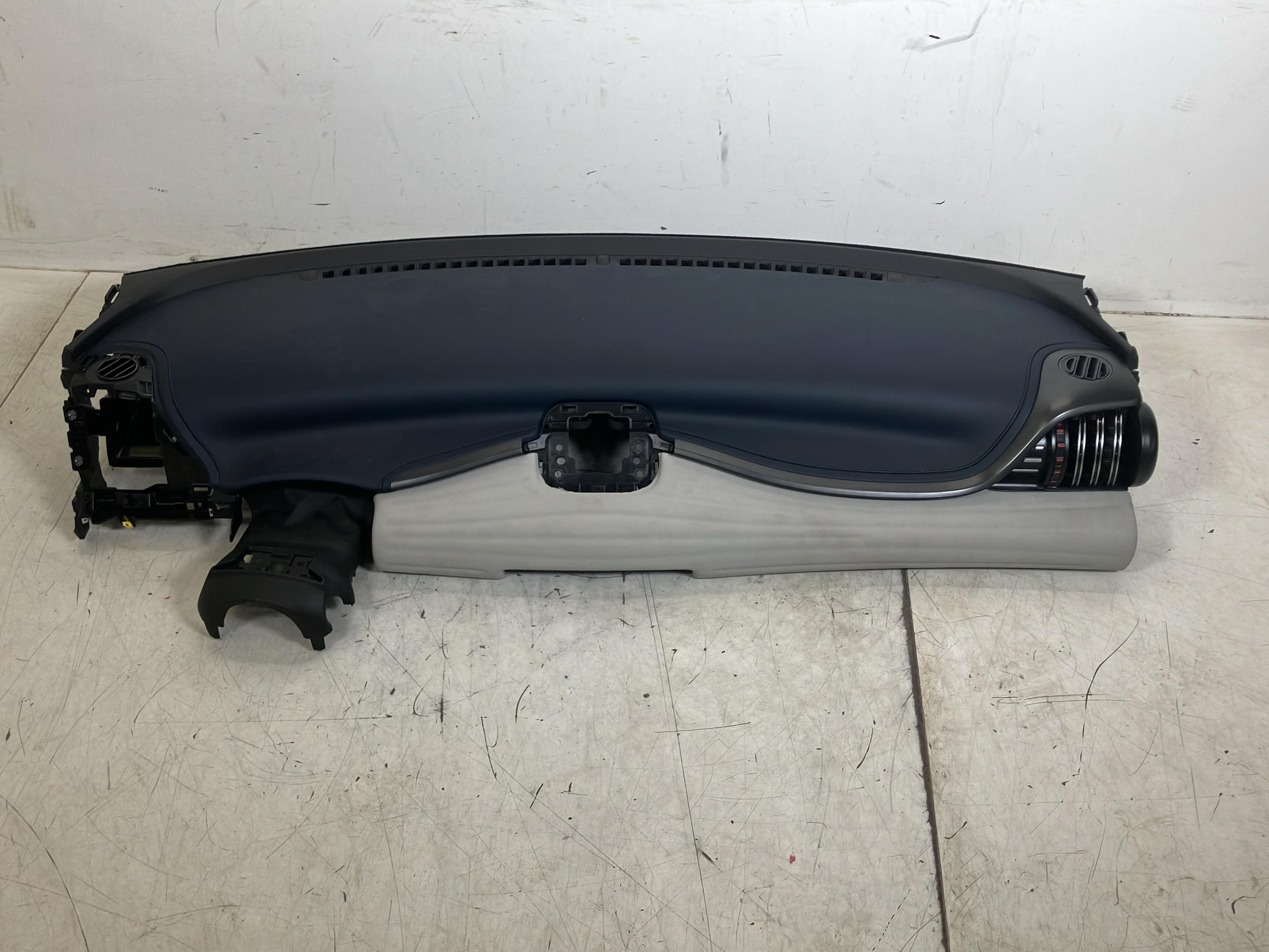 Armaturenbrett BYD Atto 3 EV  150 kW  204 PS (02.2022-> )