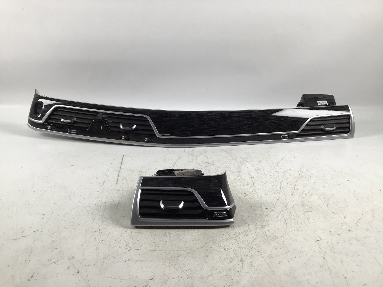 Kit de décoration BMW 7er (G11, G12) 750i, Li xDrive  390 kW  530 PS (03.2019-> ) Kit de décoration BMW 7er (G11, G12) 750i, Li xDrive  390 kW  530 PS (03.2019-> )