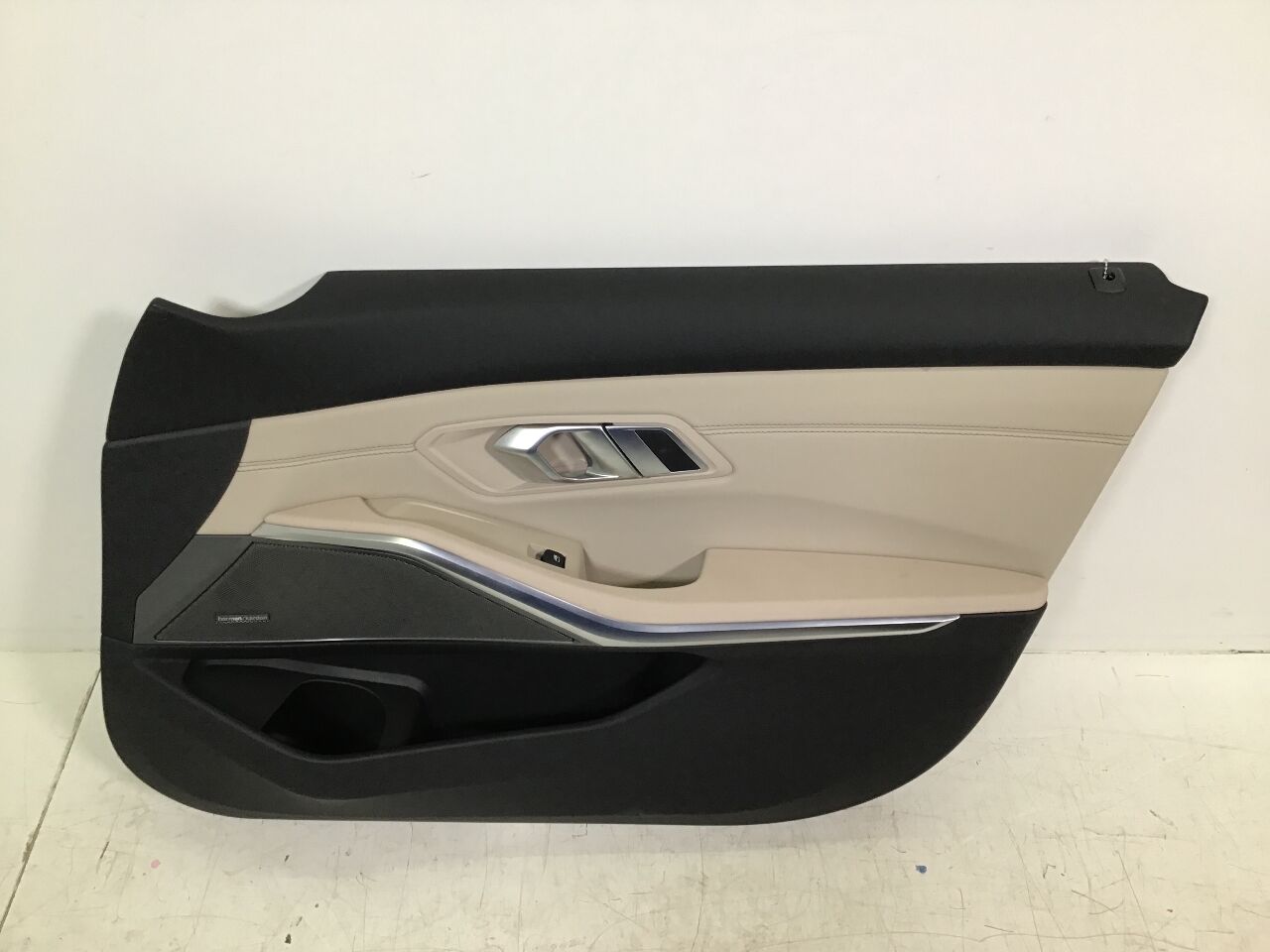 Door panelling right front BMW 3er (G20) 320i  135 kW  184 PS (03.2019-> )