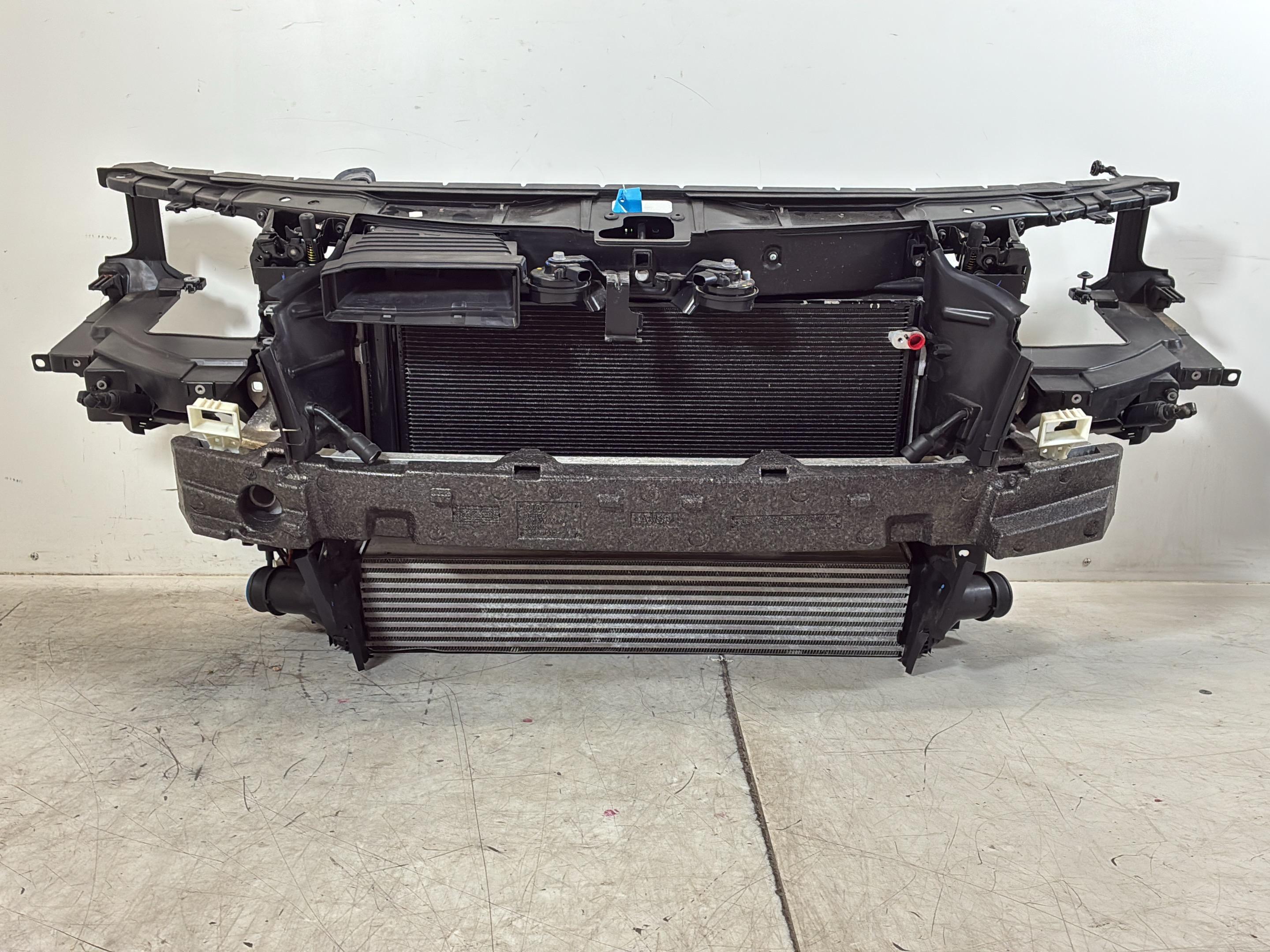 Kühlerpaket mit Schlossträger AUDI A8 (4H) 3.0 TDI quattro  190 kW  258 PS (10.2013-01.2018)