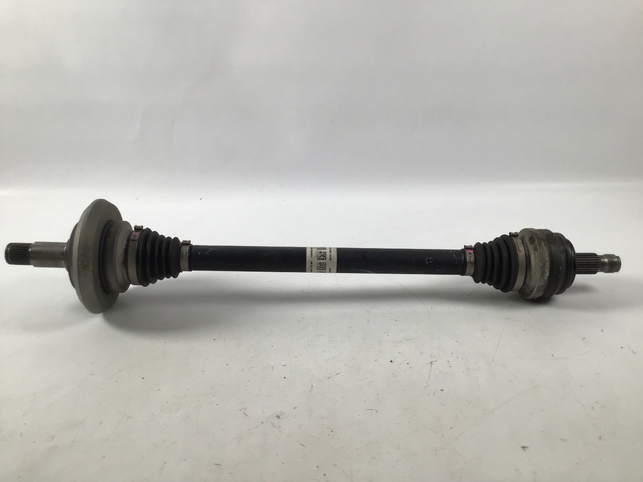 Aandrijfas linksachter MERCEDES-BENZ C-Klasse (W205) C 220 BLUETEC  125 kW  170 PS (02.2014-05.2018)