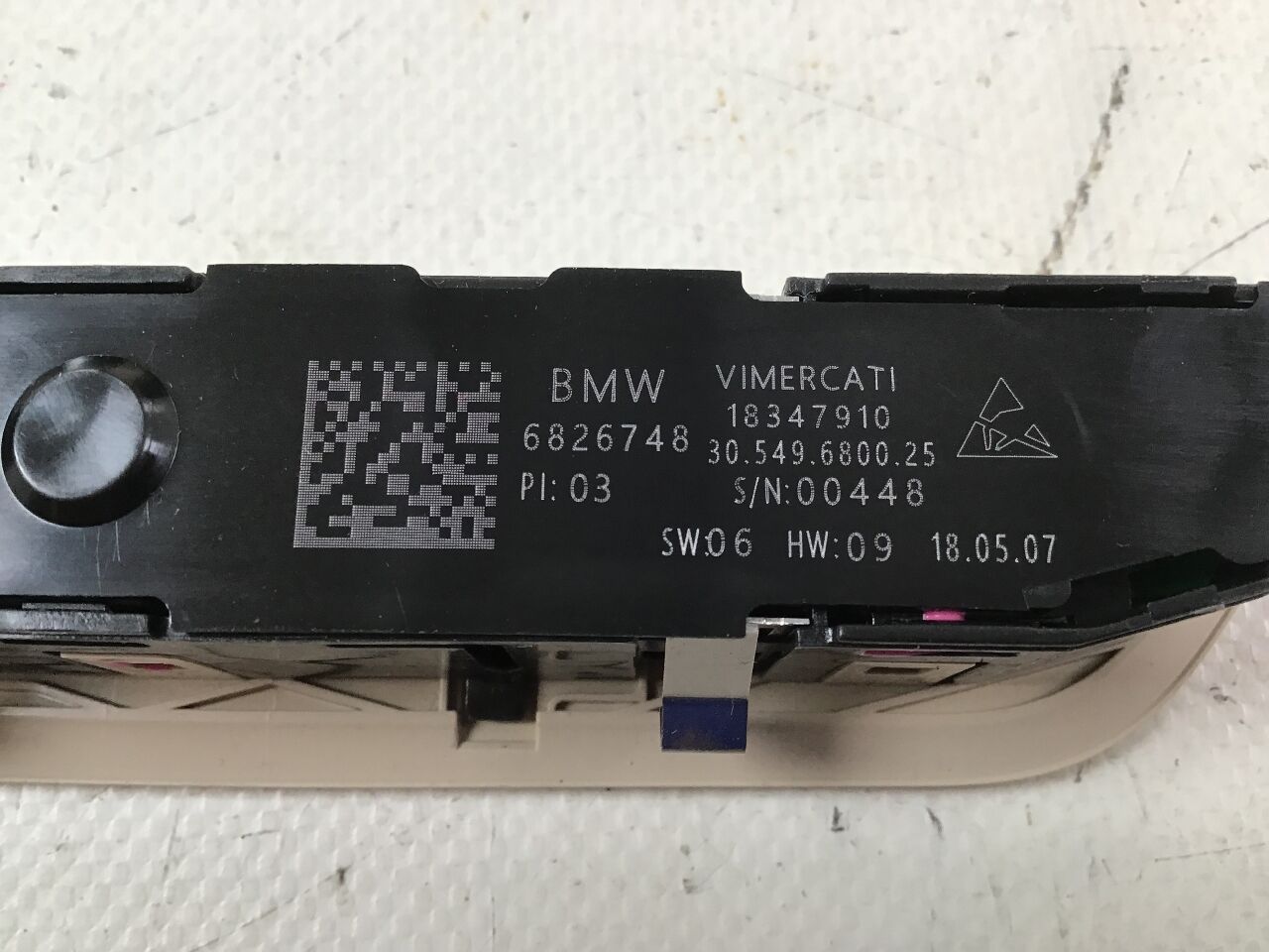 Switch BMW 5er (G30, F90) 518d  100 kW  136 PS (07.2018-> )