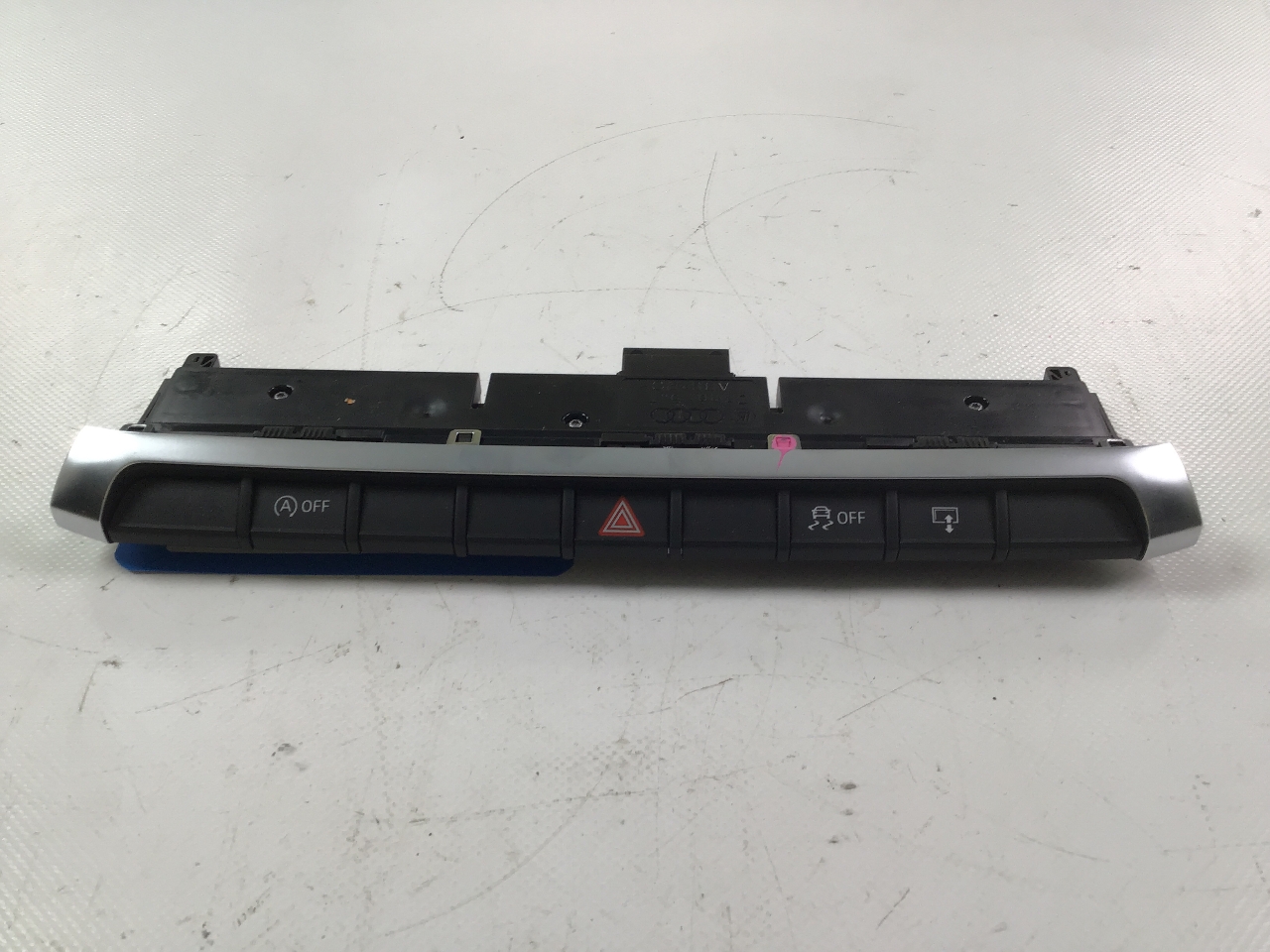 Schakelaar AUDI A3 Sportback (8V) S3 quattro  228 kW  310 PS (06.2016-> ) Schakelaar AUDI A3 Sportback (8V) S3 quattro  228 kW  310 PS (06.2016-> )