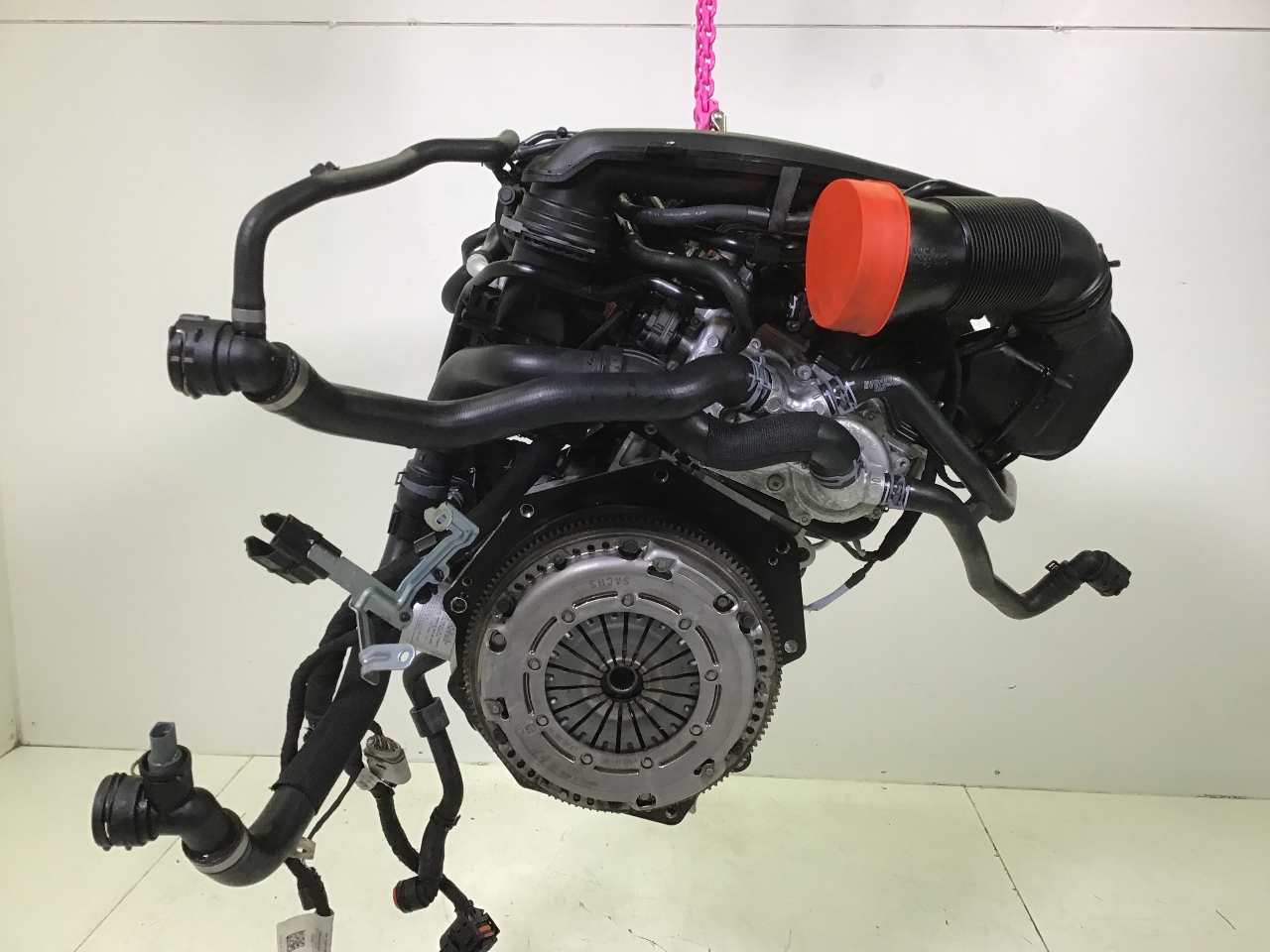 Motor ohne Anbauteile VW Golf VIII (CD) 1.5 TSI  96 kW  131 PS (07.2019-> )