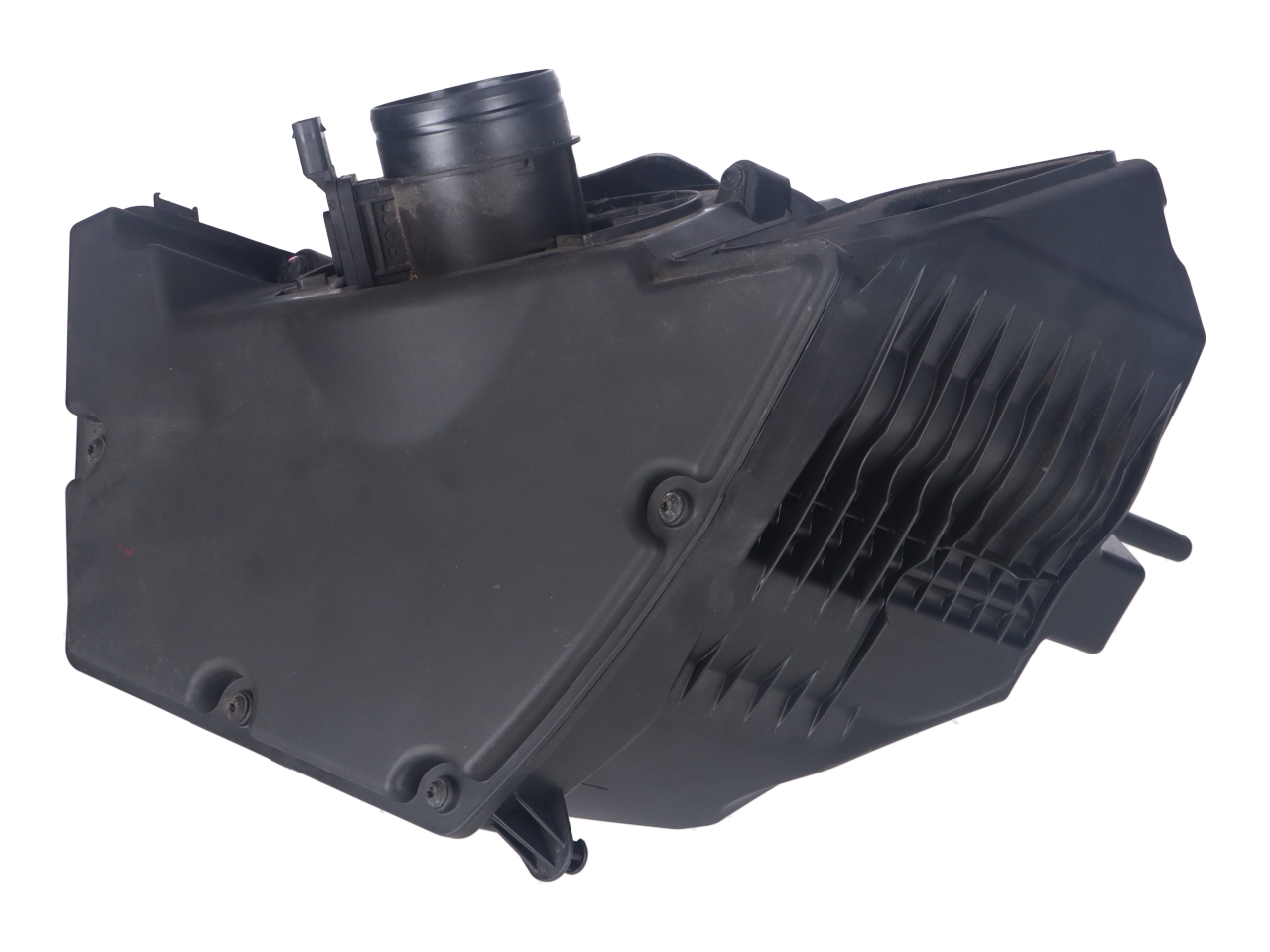 Housing air filter AUDI A4 (8W, B9) 35 TFSI Mild Hybrid  110 kW  150 PS (12.2018-> ) Housing air filter AUDI A4 (8W, B9) 35 TFSI Mild Hybrid  110 kW  150 PS (12.2018-> )