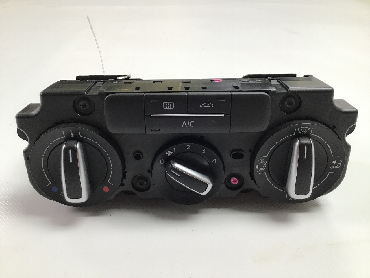 Heizungsbetätigung (Konsole) VW Beetle (5C) 1.2 TSI  77 kW  105 PS (07.2011-> )