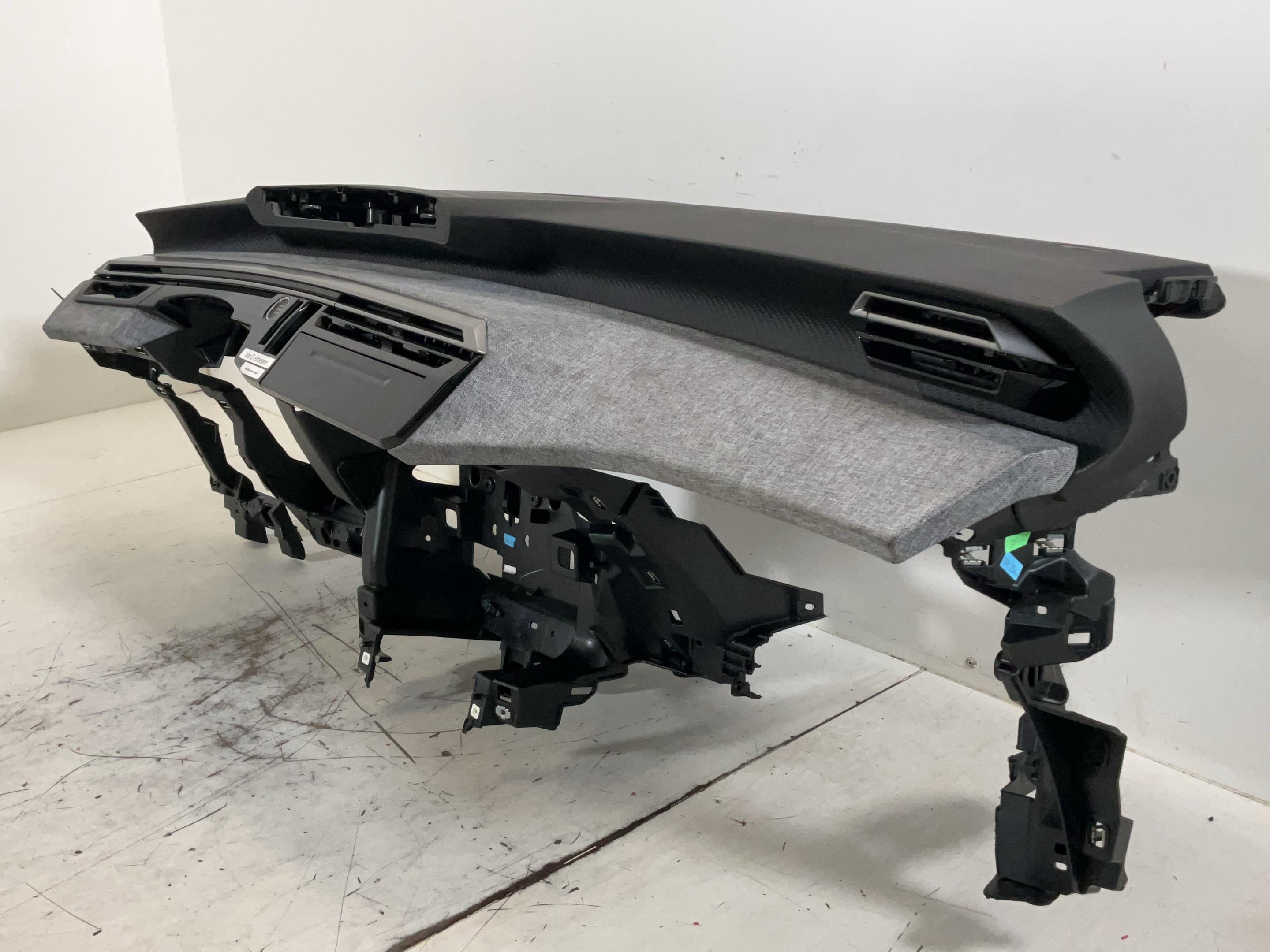 Dashboard PEUGEOT 3008 II (MC, MR, MJ, M4) 1.2 Hybrid 136  100 kW  136 PS (05.2023-> )