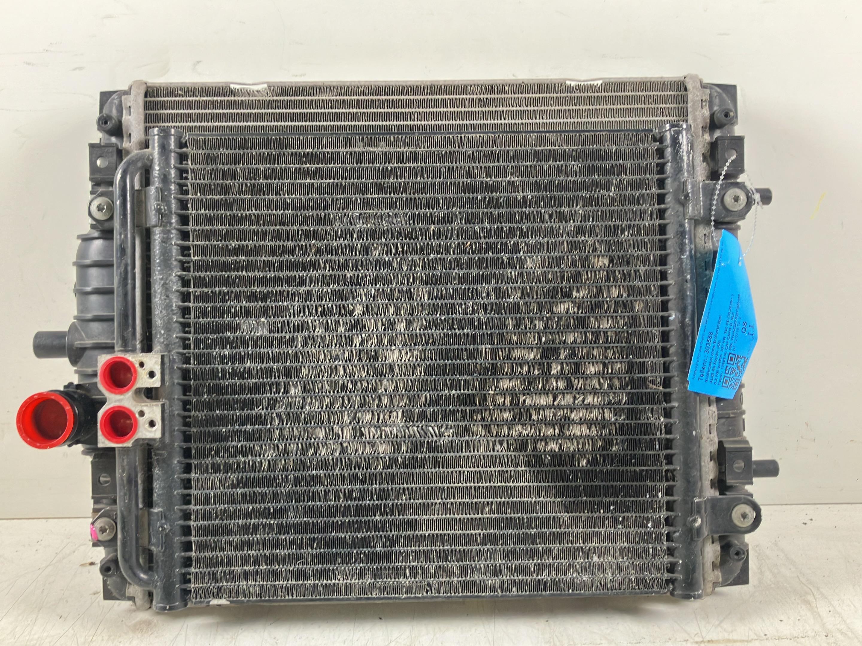 Pakiet chłodnicy bez tylnego zderzaka AUDI R8 Spyder (4S) 5.2 FSI quattro  397 kW  540 PS (05.2016-> )