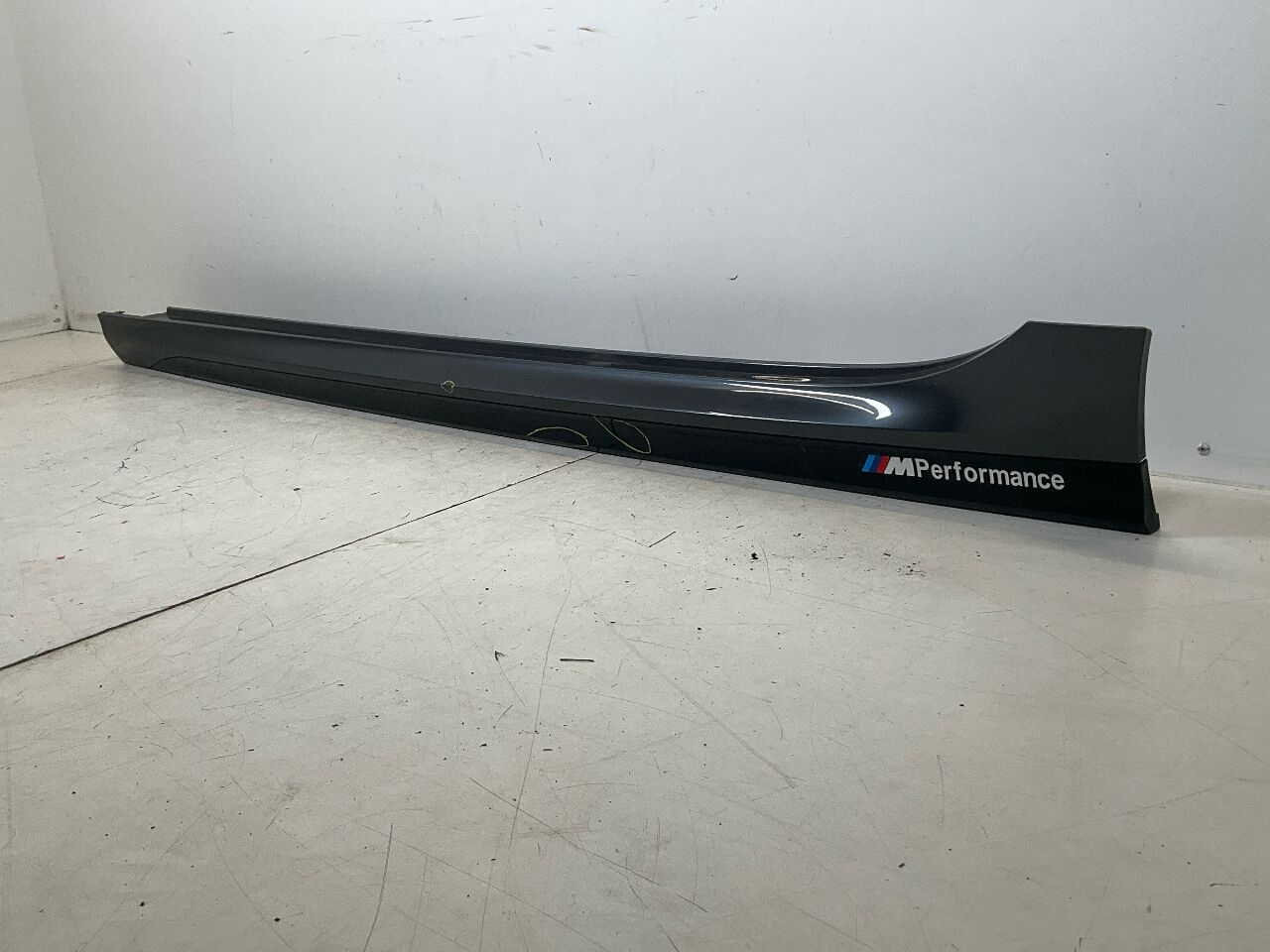 Panelling sill board left BMW 2er Gran Coupe (F44) M 235i xDrive  225 kW  306 PS (11.2019-> )
