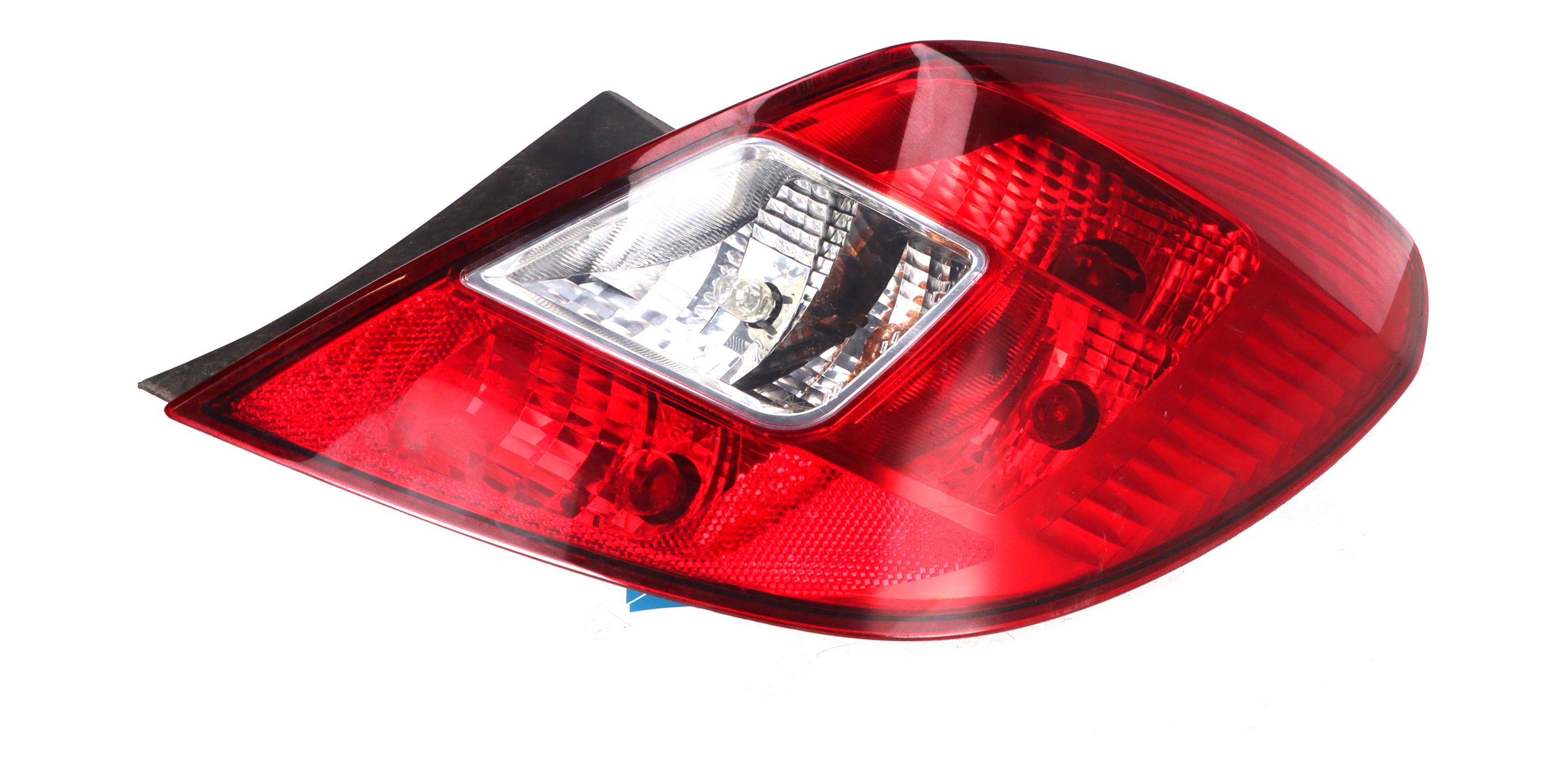 Rückleuchte rechts OPEL Corsa D (S07) 1.2  51 kW  69 PS (12.2009-08.2014)
