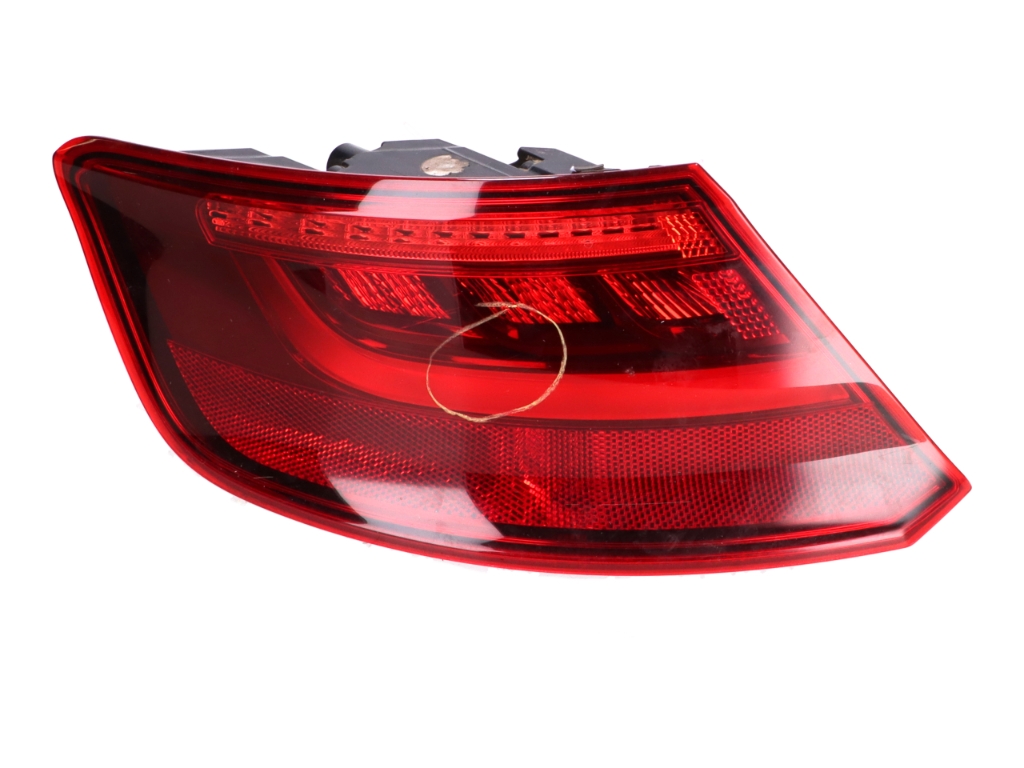 Feu arrière extérieur gauche AUDI A3 Sportback (8V) RS3 quattro  270 kW  367 PS (03.2015-> ) Feu arrière extérieur gauche AUDI A3 Sportback (8V) RS3 quattro  270 kW  367 PS (03.2015-> )