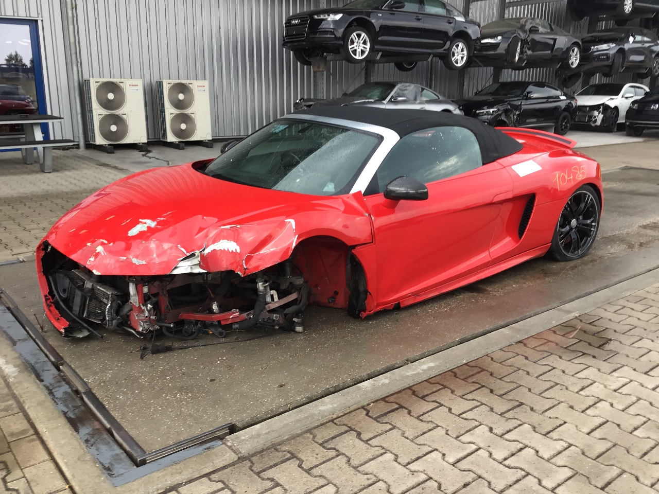 AUDI