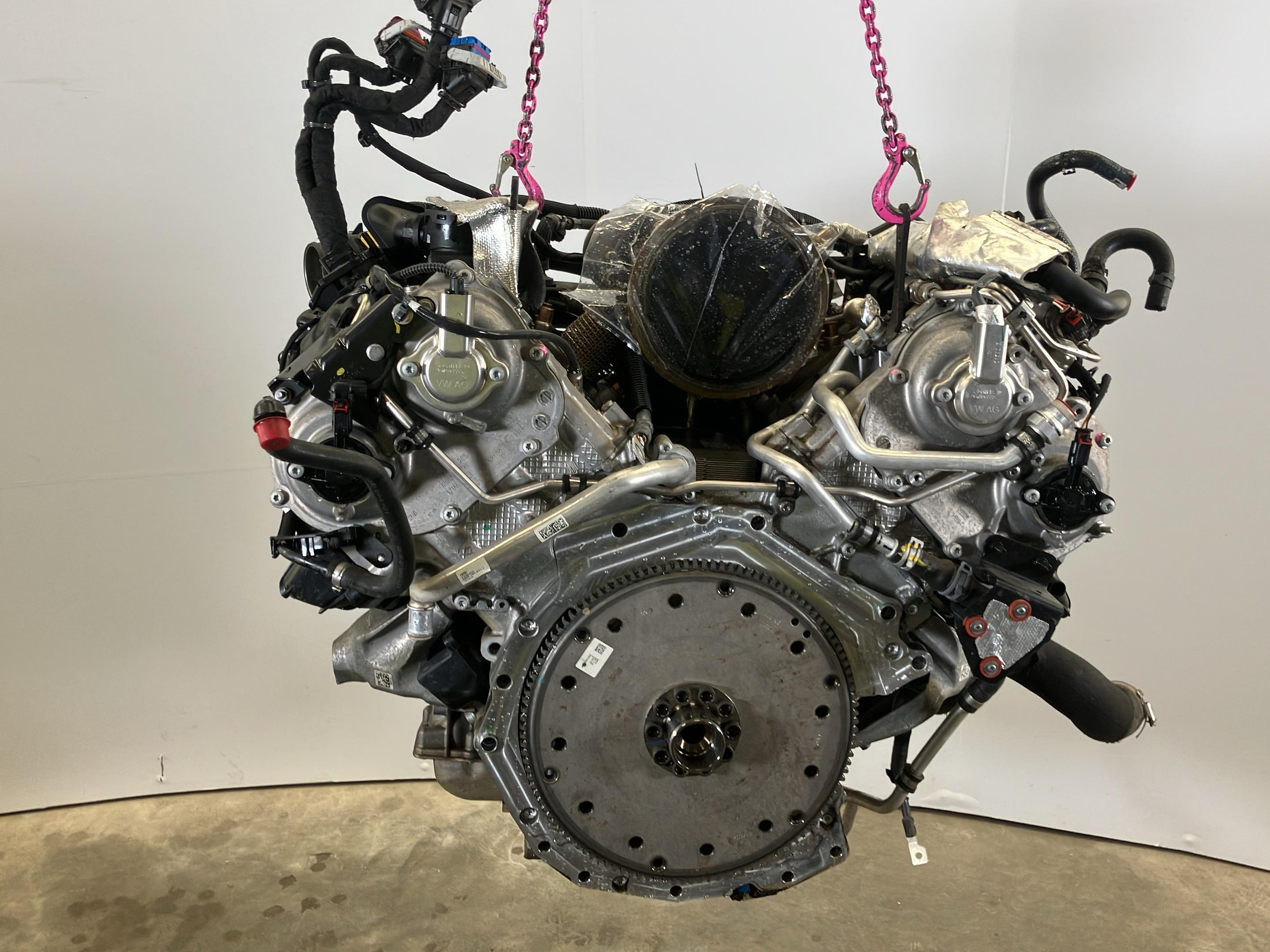 Motor fără accesorii VW Touareg III (CR7) 3.0 TSI 4motion  250 kW  340 PS (03.2018-> )