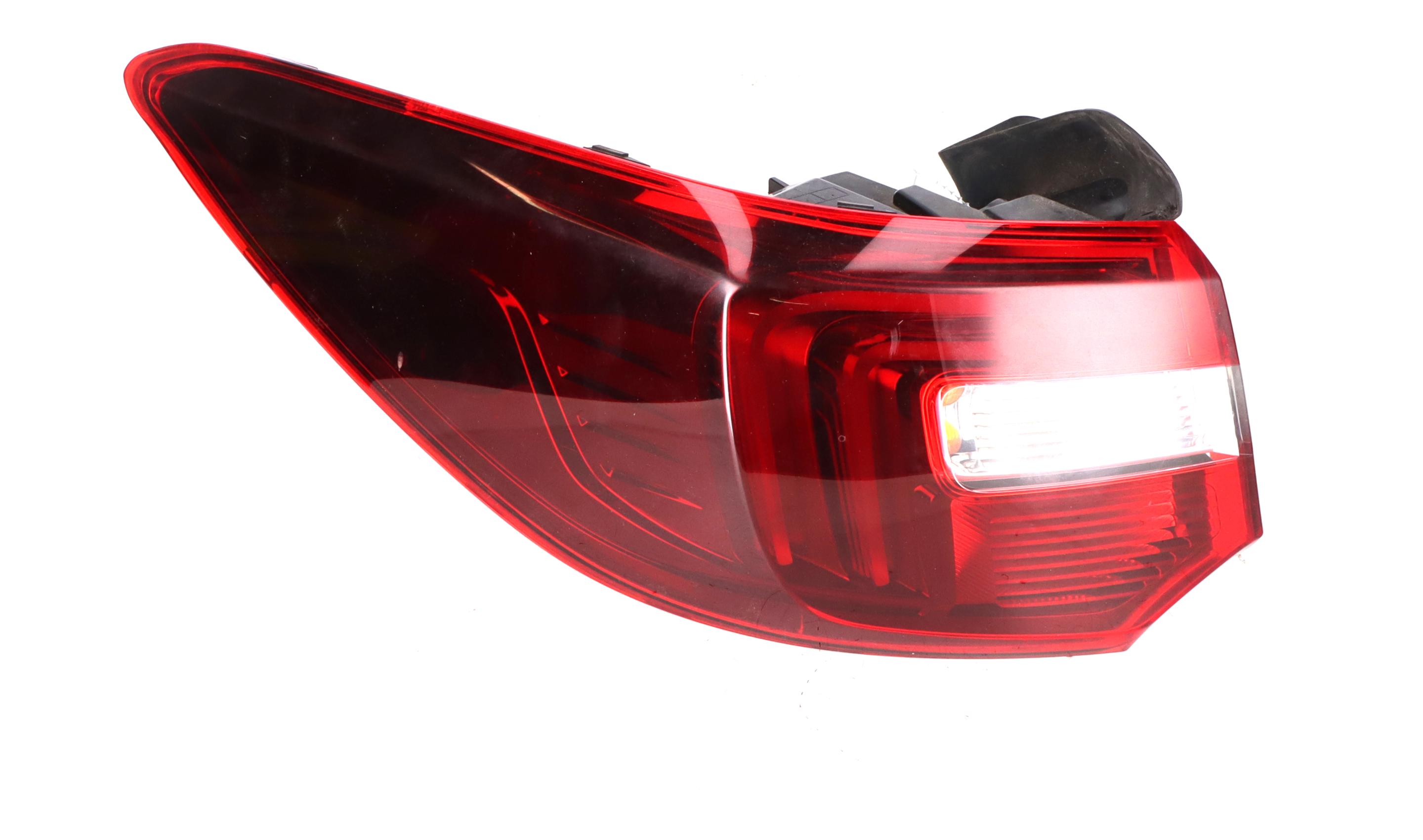 Tail-lamp left outside OPEL Grandland X (A18) 1.6 Turbo D   88 kW  120 PS (06.2017-> )
