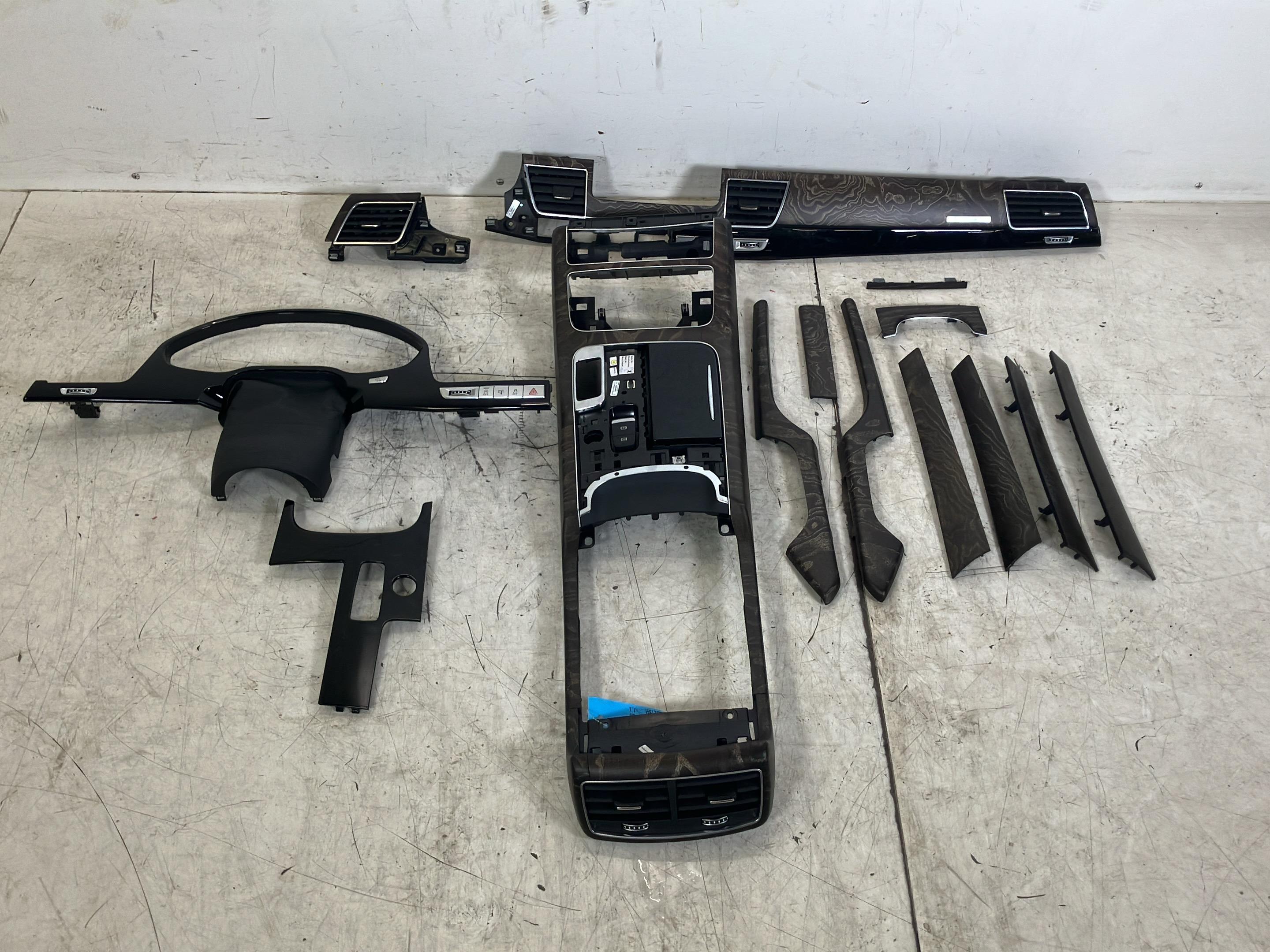 Kit de décoration AUDI A8 (4H) 3.0 TDI quattro  190 kW  258 PS (10.2013-01.2018)