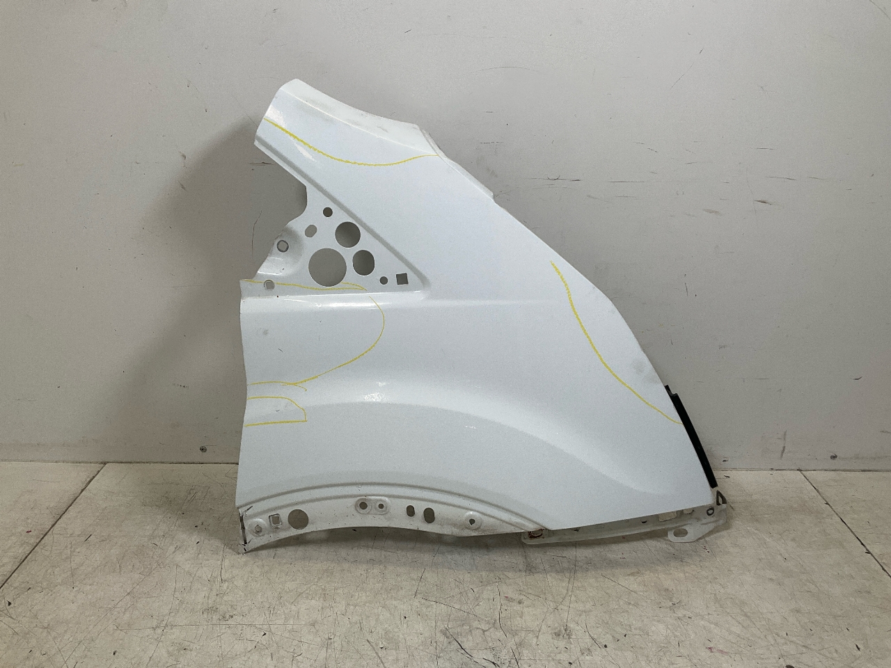 Aile avant droit FORD Transit V363 Kasten (FCD, FDD) 2.2 TDCI RWD  92 kW  125 PS (08.2013-> )