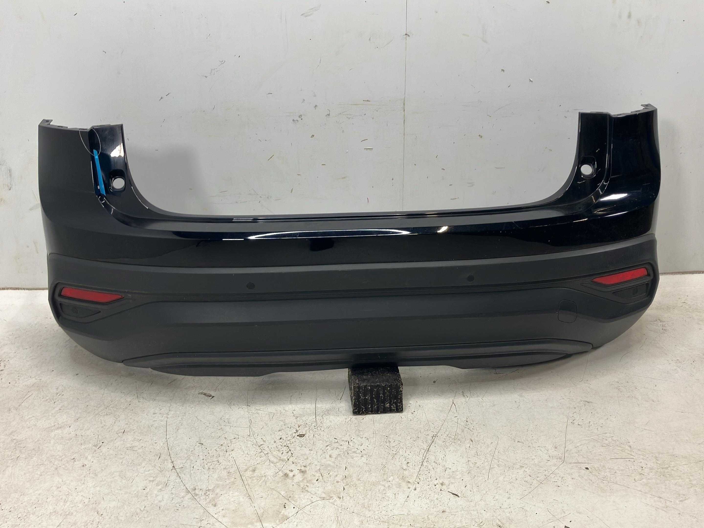 Bumper rear VW Taigo (CS1) 1.0 TSI  70 kW  95 PS (11.2021-> )