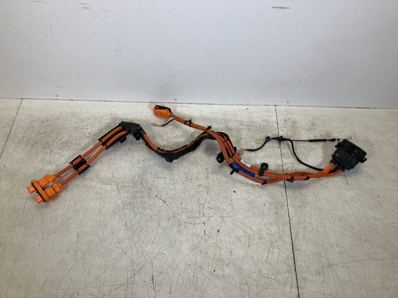 HV charging connection VW ID.3 (E11, E12) Pro  107 kW  145 PS (11.2020-> ) HV charging connection VW ID.3 (E11, E12) Pro  107 kW  145 PS (11.2020-> )