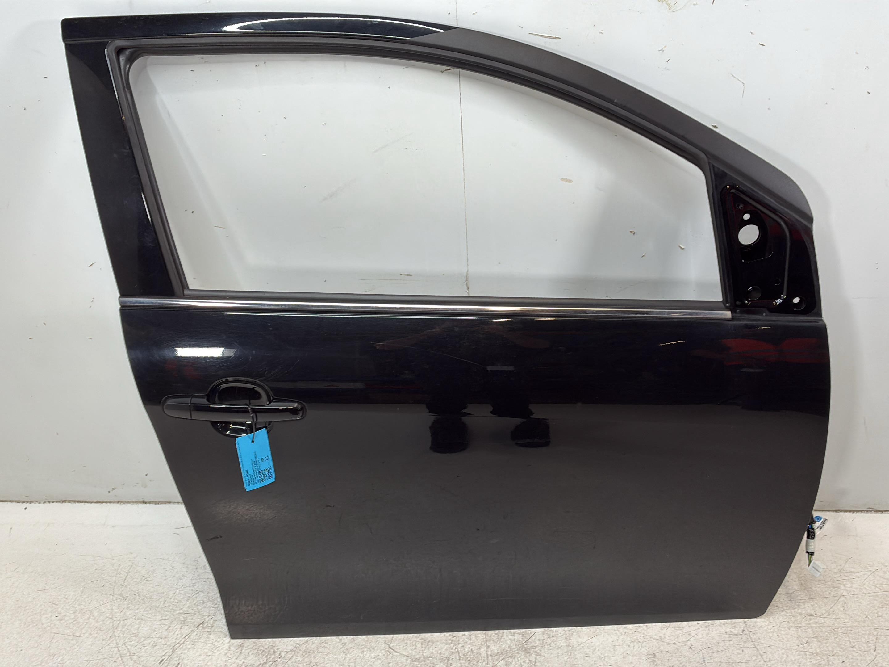 Door right front CITROEN C1 II 1.2 VTi 82  60 kW  82 PS (04.2014-> )