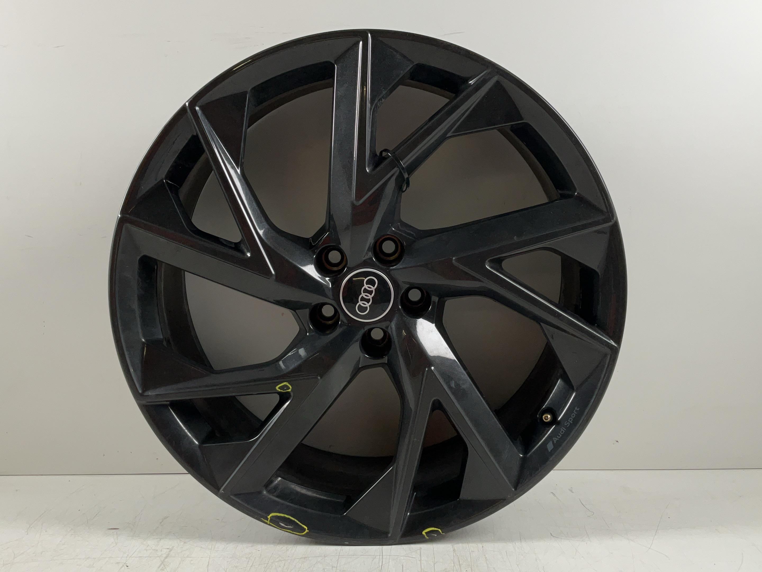 Jante alu AUDI Q3 (F3B) 2.5 RS quattro  294 kW  400 PS (10.2019-> )