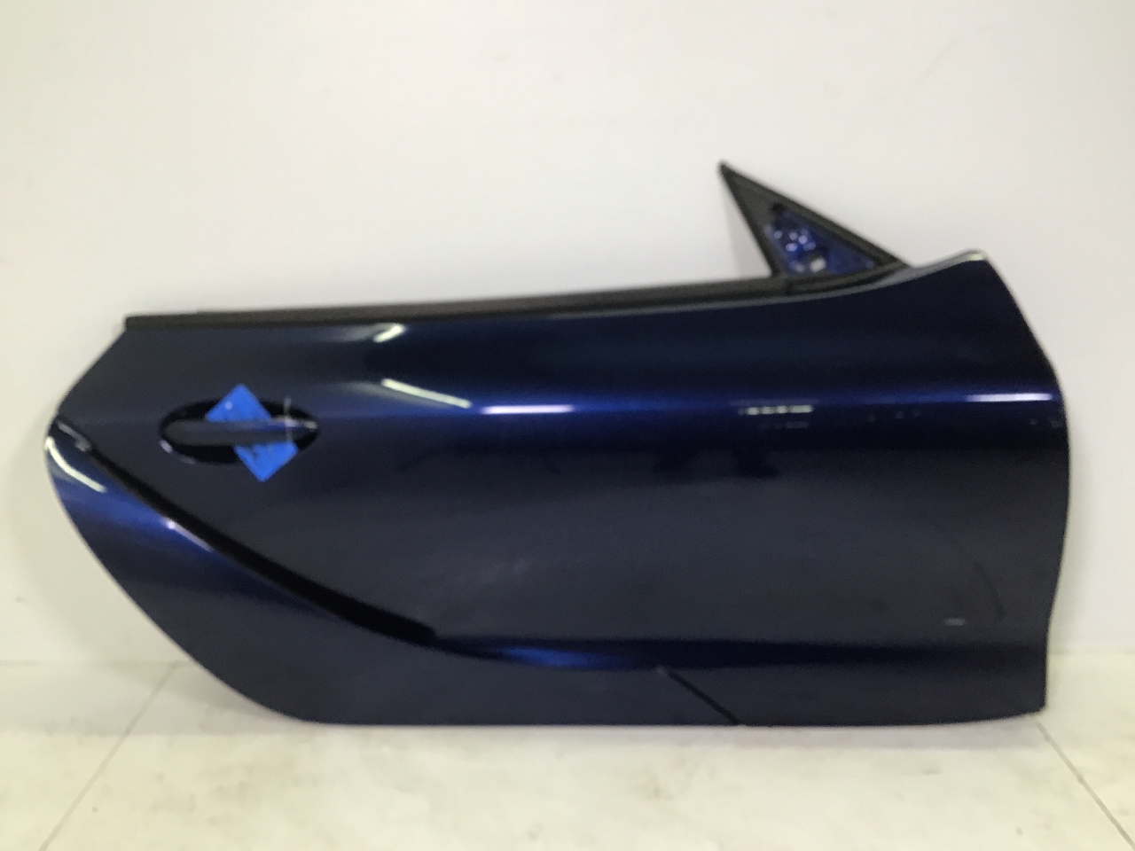 Door right TOYOTA Supra (DB) 2.0  190 kW  258 PS (06.2019-> ) Door right TOYOTA Supra (DB) 2.0  190 kW  258 PS (06.2019-> )