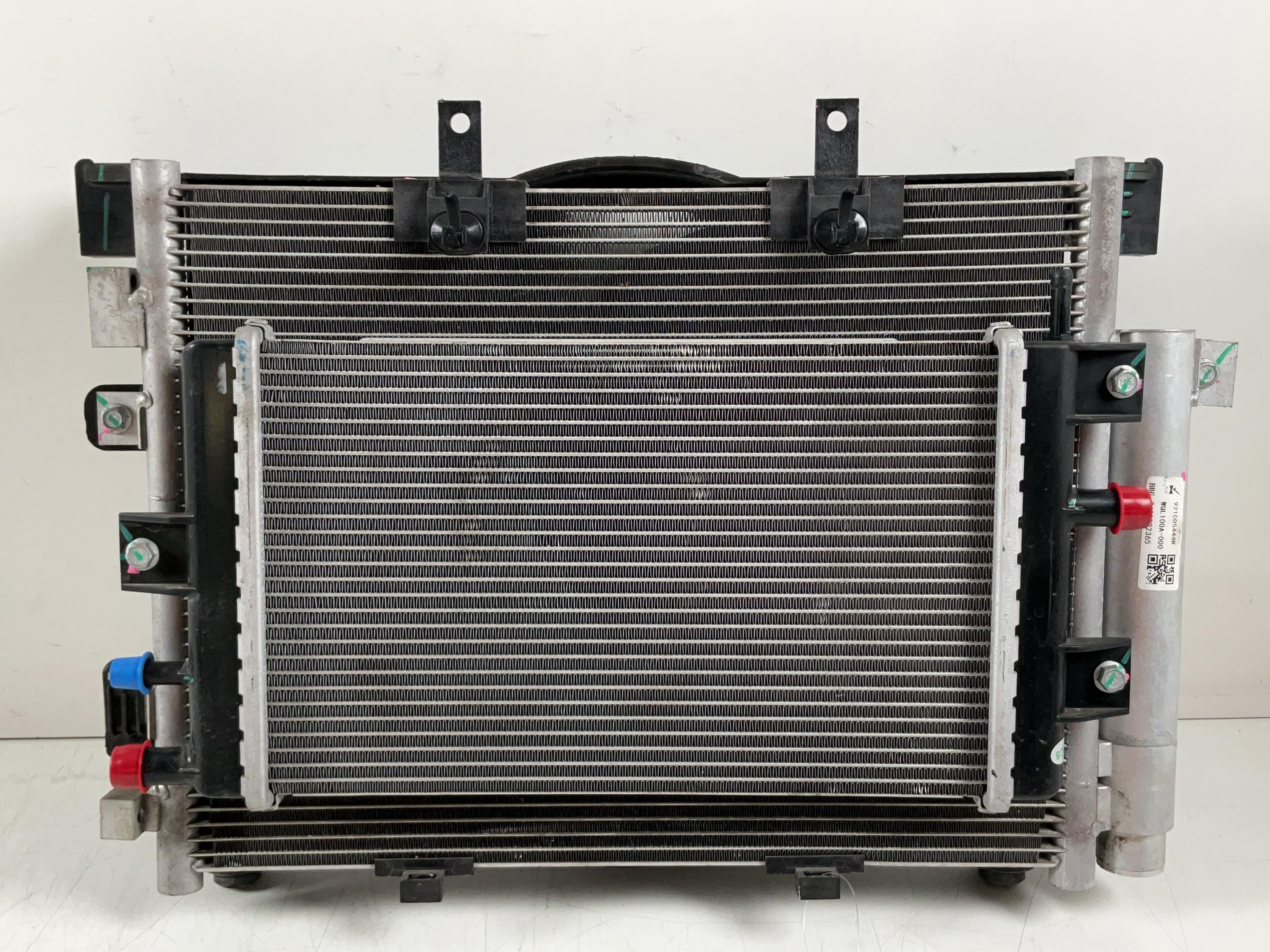 Pakiet chłodnicy bez tylnego zderzaka DACIA Spring Extreme Electric 65  48 kW  65 PS (12.2022-> )
