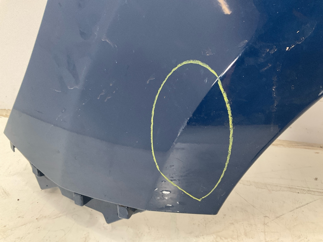 Spatbord linksvoor MERCEDES-BENZ Citan Kasten (W415) 111 CDI  85 kW  116 PS (05.2019-08.2021)
