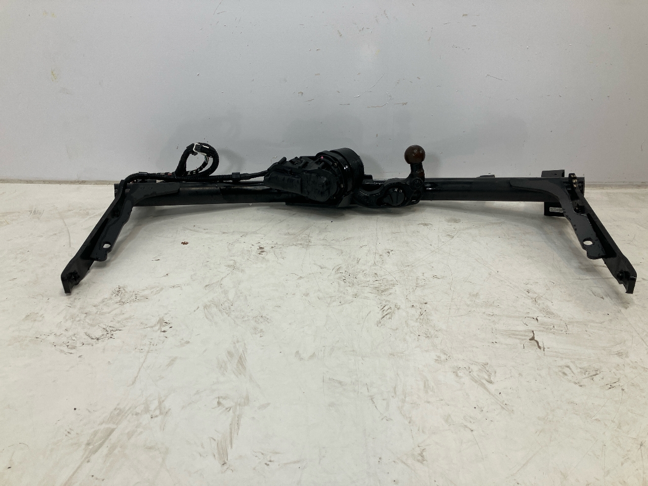 Trailer coupling VW Golf VIII Variant (CG) 2.0 TSI 4motion  140 kW  190 PS (07.2021-> )