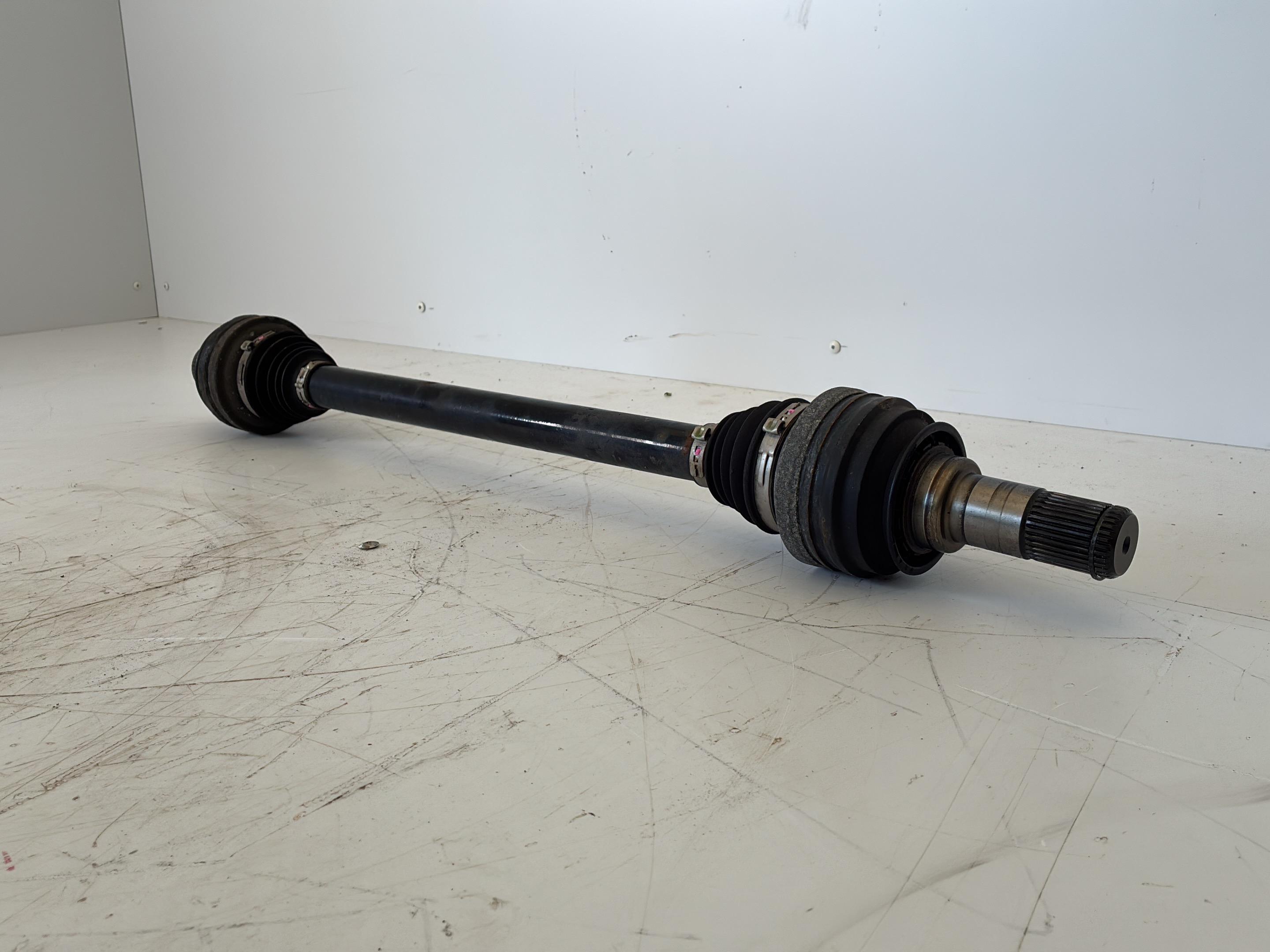 Drive shaft left rear PORSCHE Macan 1 (95B) 3.0 S Diesel  190 kW  258 PS (02.2014-> )