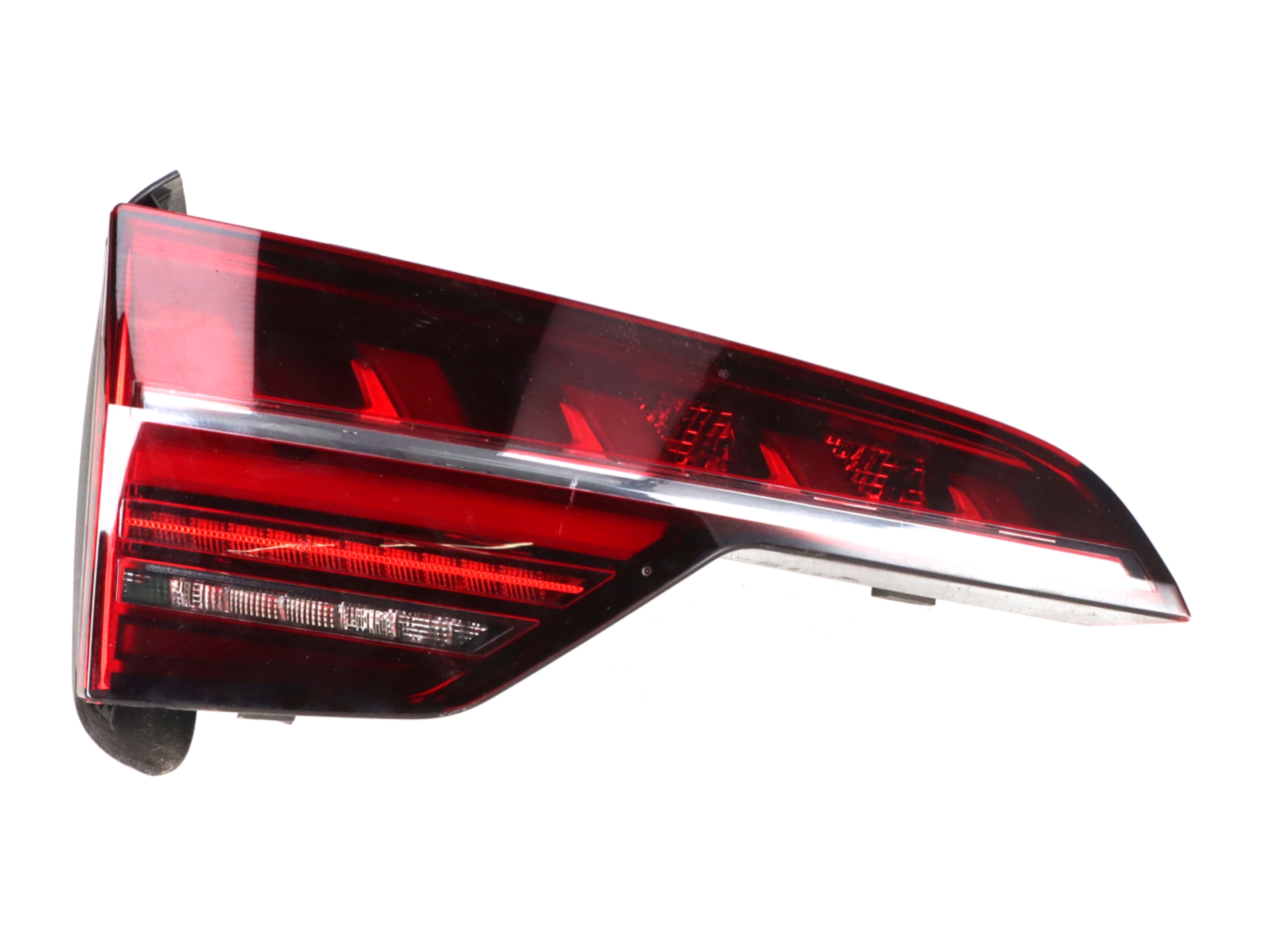 Achterlicht binnen links AUDI A4 Avant (8W, B9) 40 TFSI Mild Hybrid  150 kW  204 PS (06.2020-> )