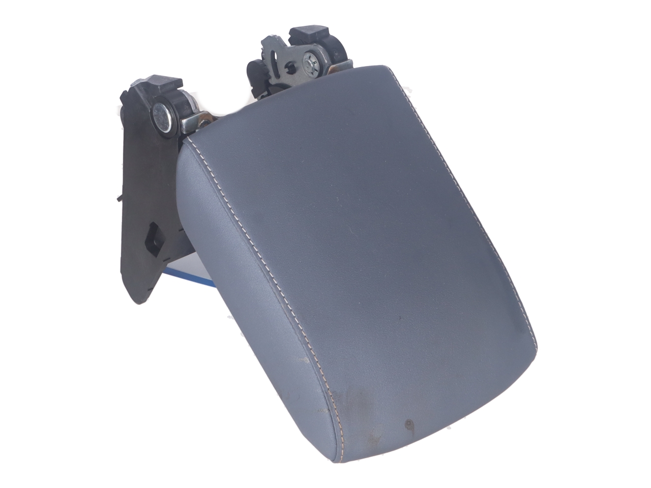 Podłokietnik VW T-Cross (C11) 1.0 TSI  81 kW  110 PS (06.2020-> )