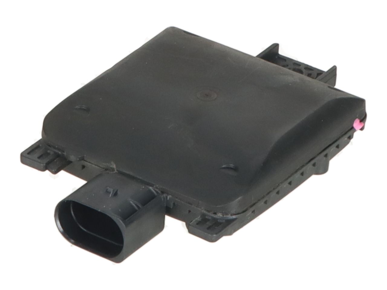 Radarsensor LCA bumper left rear CUPRA Formentor (KM7) 2.0 TSI  180 kW  245 PS (03.2021-> ) Radarsensor LCA bumper left rear CUPRA Formentor (KM7) 2.0 TSI  180 kW  245 PS (03.2021-> )