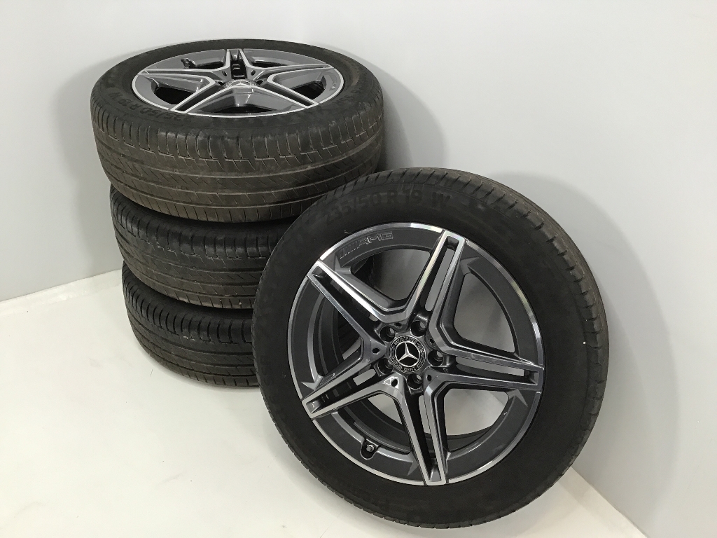 Roues complètes MERCEDES-BENZ GLA (H247) GLA 200 4-matic  120 kW  163 PS (10.2020-> )