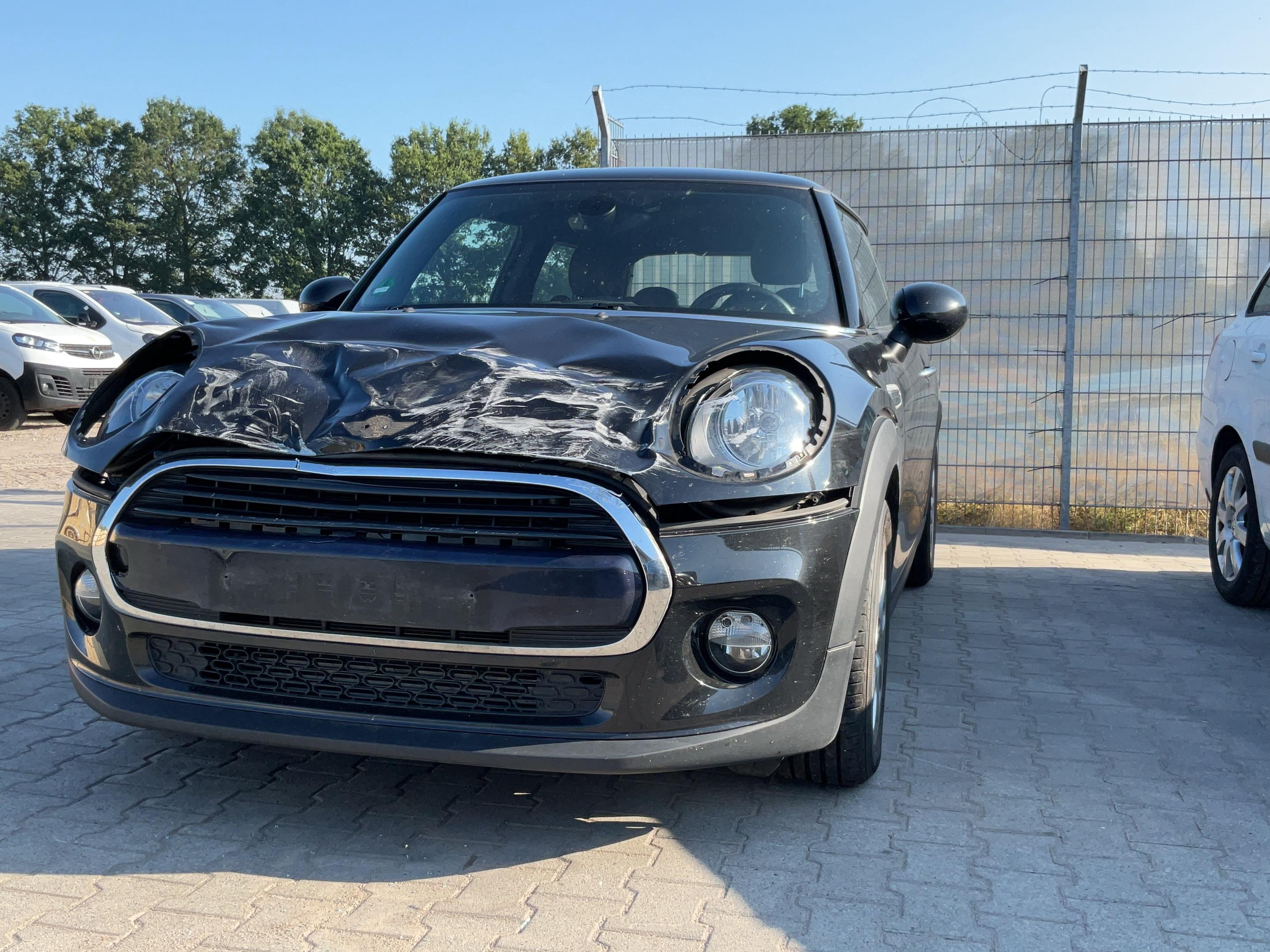 MINI Mini (F56) Cooper