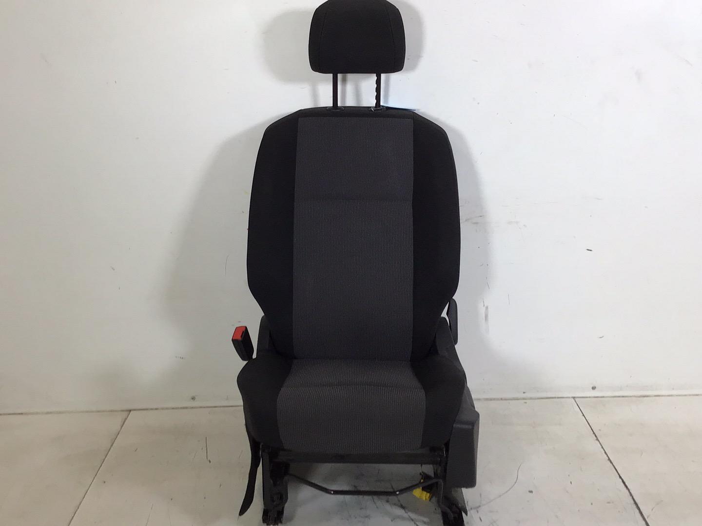 siedzenie lewy przód CITROEN Berlingo III Kasten (K9) 1.5 BlueHDi 100  75 kW  102 PS (06.2018-> )