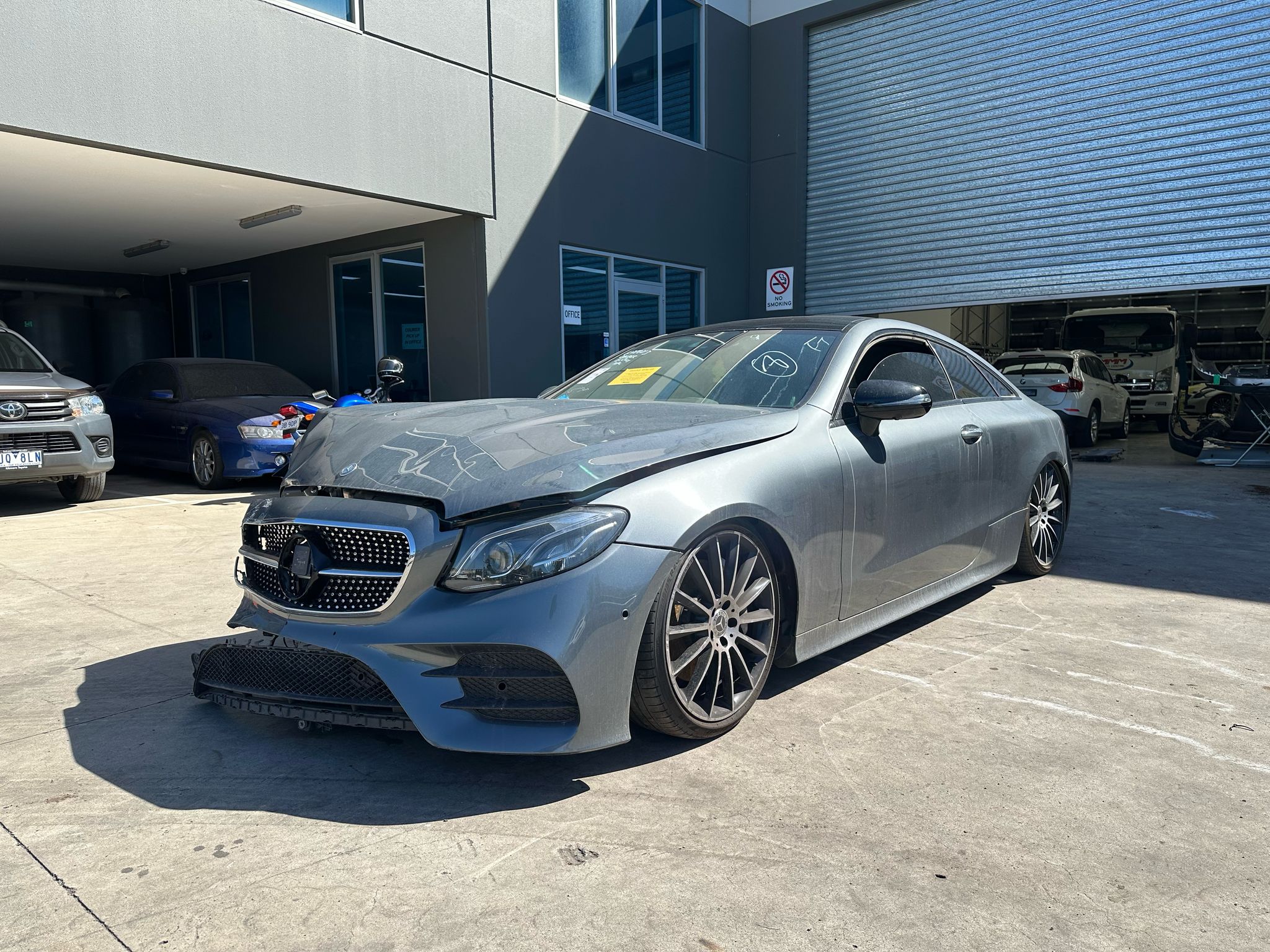 MERCEDES-BENZ