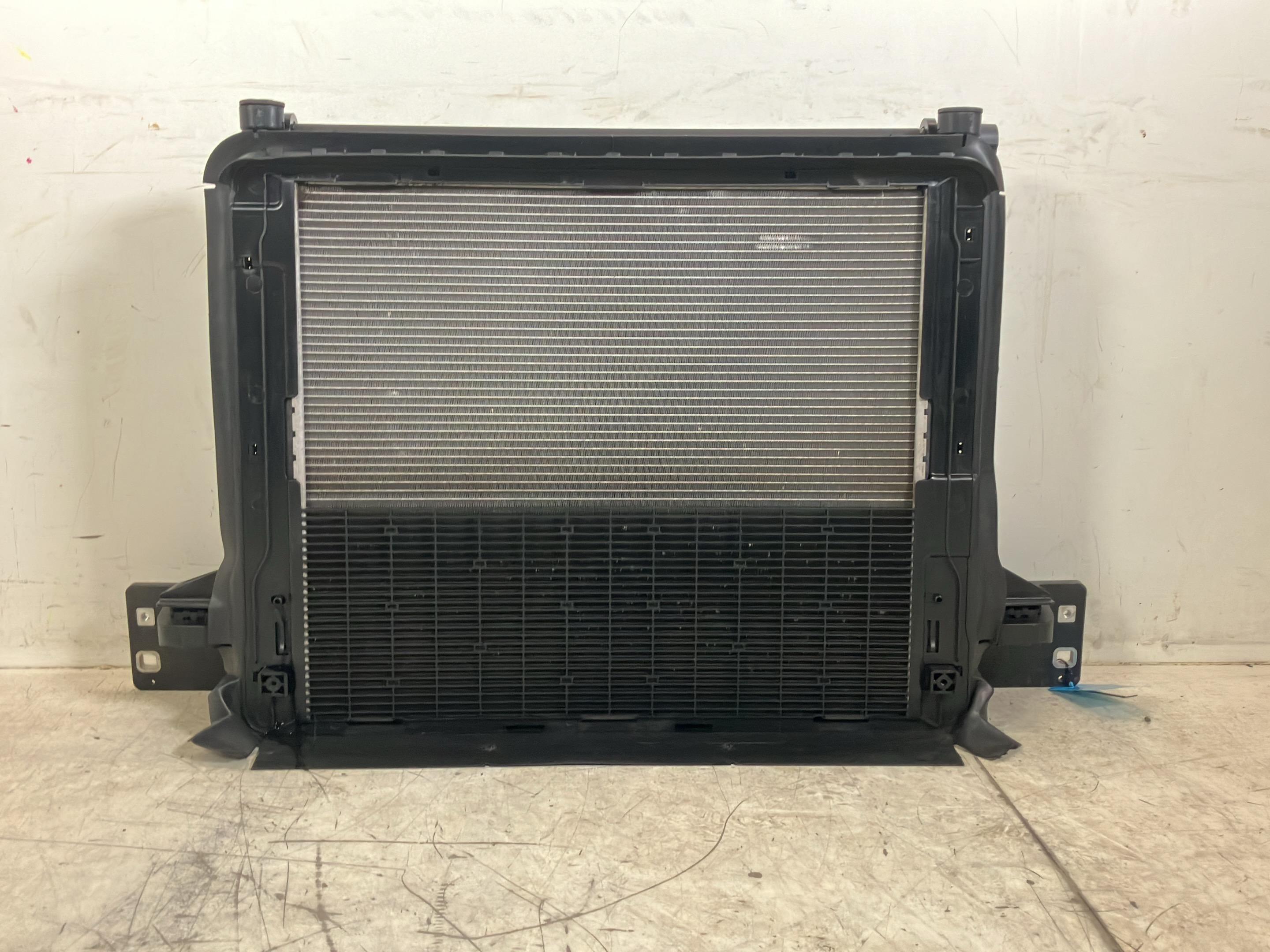 Paquet de radiateurs avec support de serrure VW ID.5 (E39) Pro Performance  150 kW  204 PS (08.2021-> )