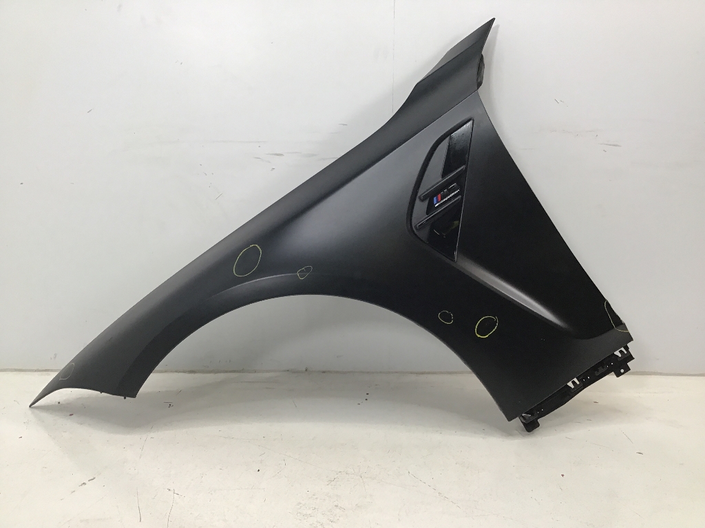 Kotflügel links vorne BMW 3er Touring (G21, G81) M3 Competition xDrive  375 kW  510 PS (07.2022-> ) Kotflügel links vorne BMW 3er Touring (G21, G81) M3 Competition xDrive  375 kW  510 PS (07.2022-> )